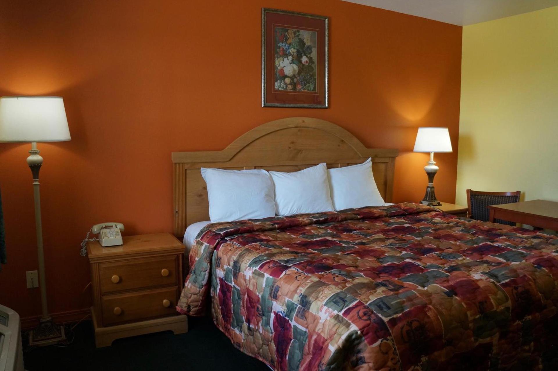 American Inn of Kinder photo 24