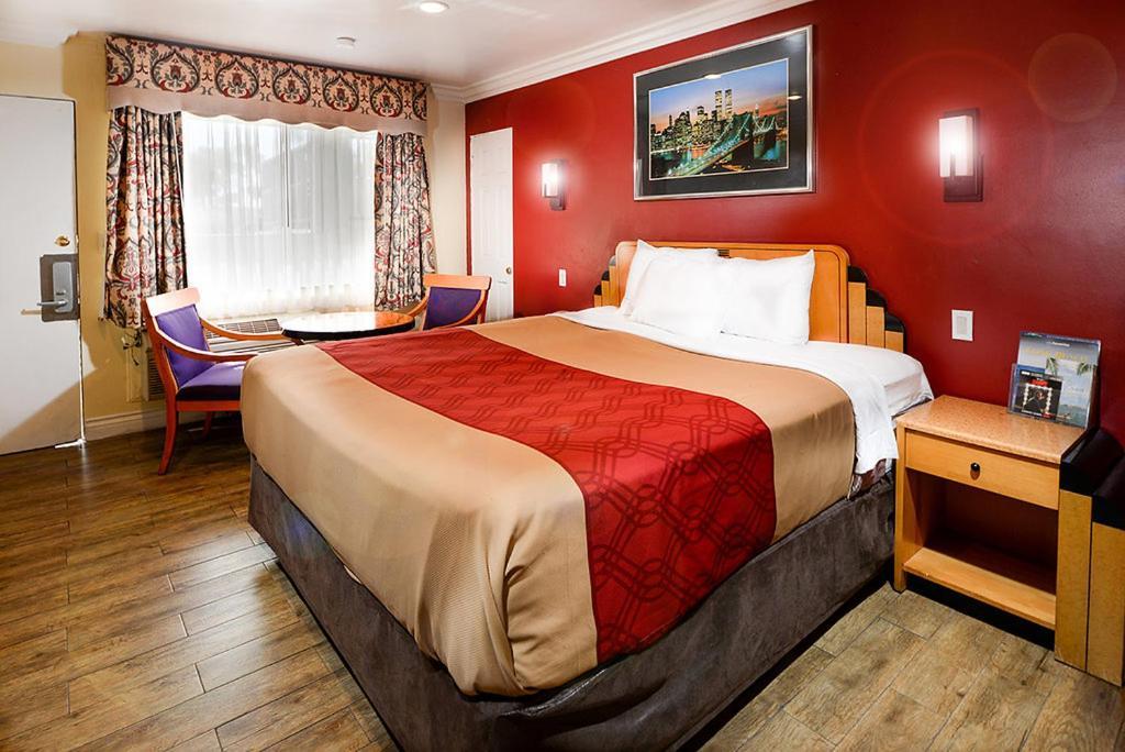Aqua Venture Inn photo 11