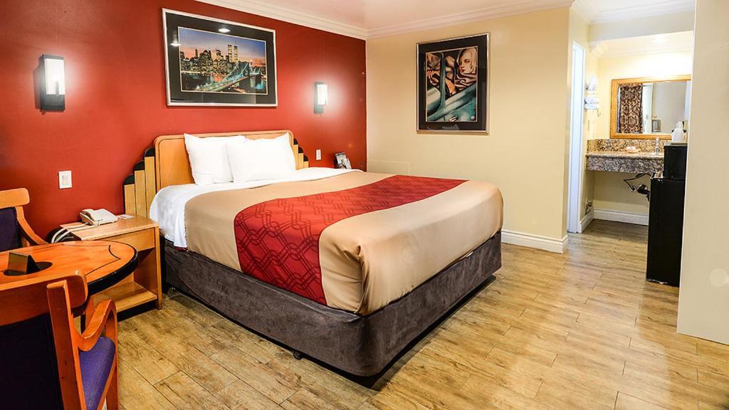 Aqua Venture Inn photo 10
