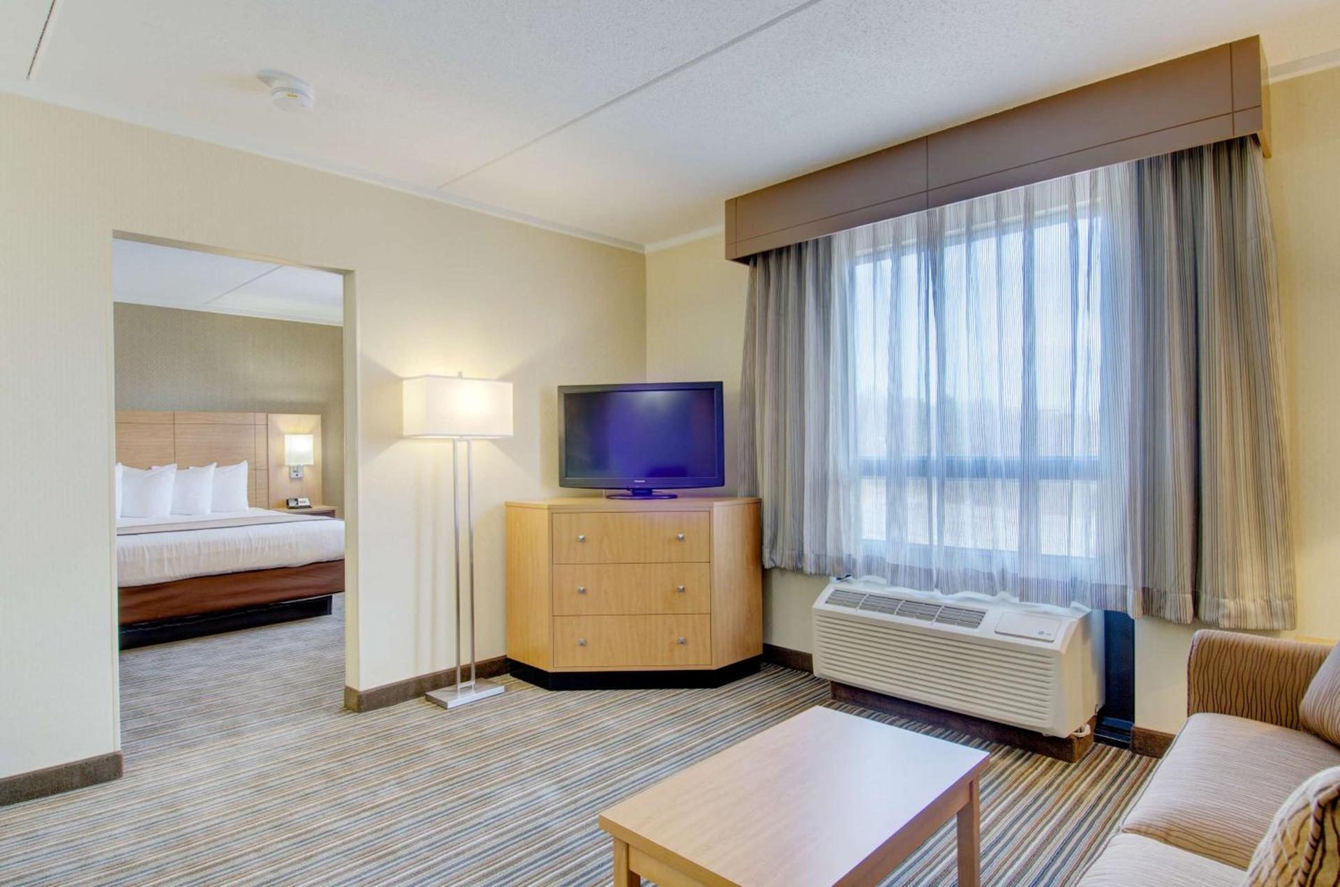 Best Western Royal Plaza Hotel and Trade Center photo 34