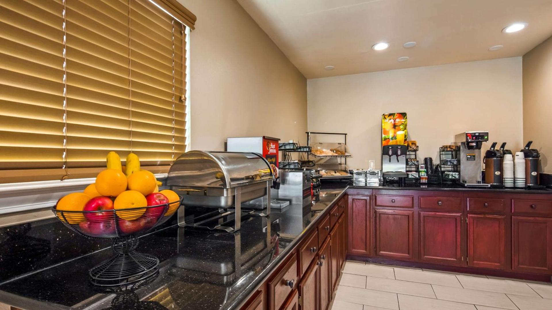 Best Western Heritage Inn photo 8