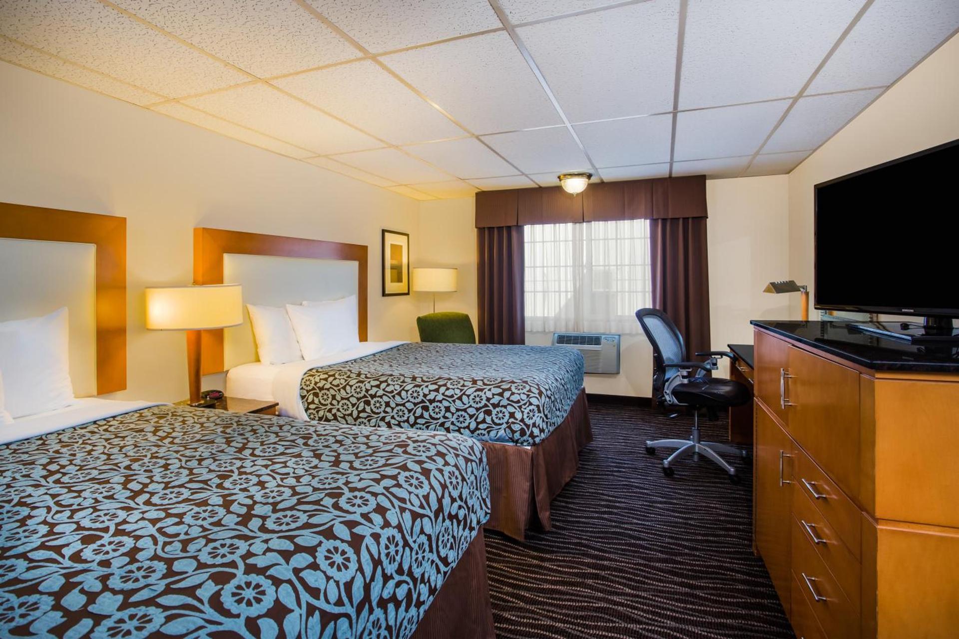 Days Inn by Wyndham Yakima photo 22