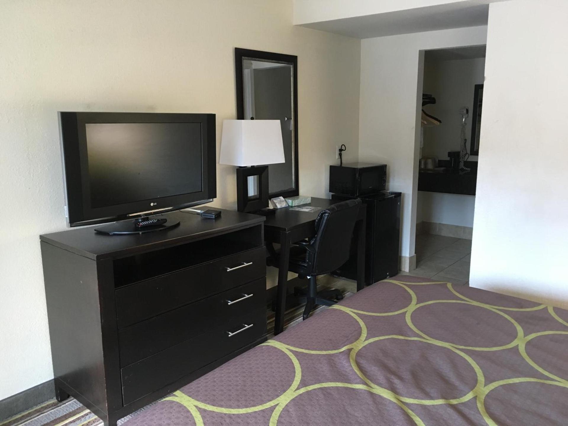 Super 8 by Wyndham Augusta photo 33