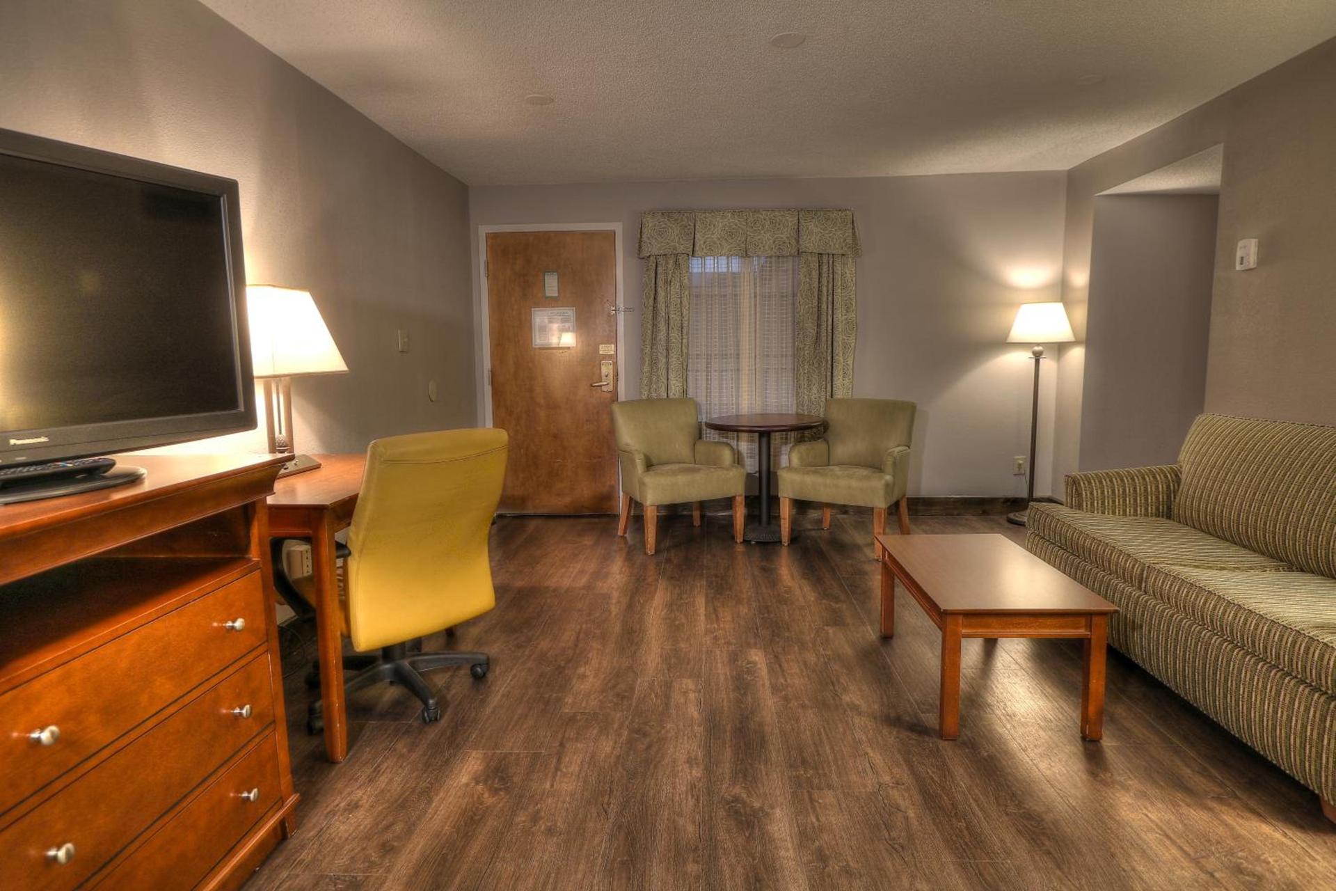 The Ramsey Hotel and Convention Center Pigeon Forge photo 41