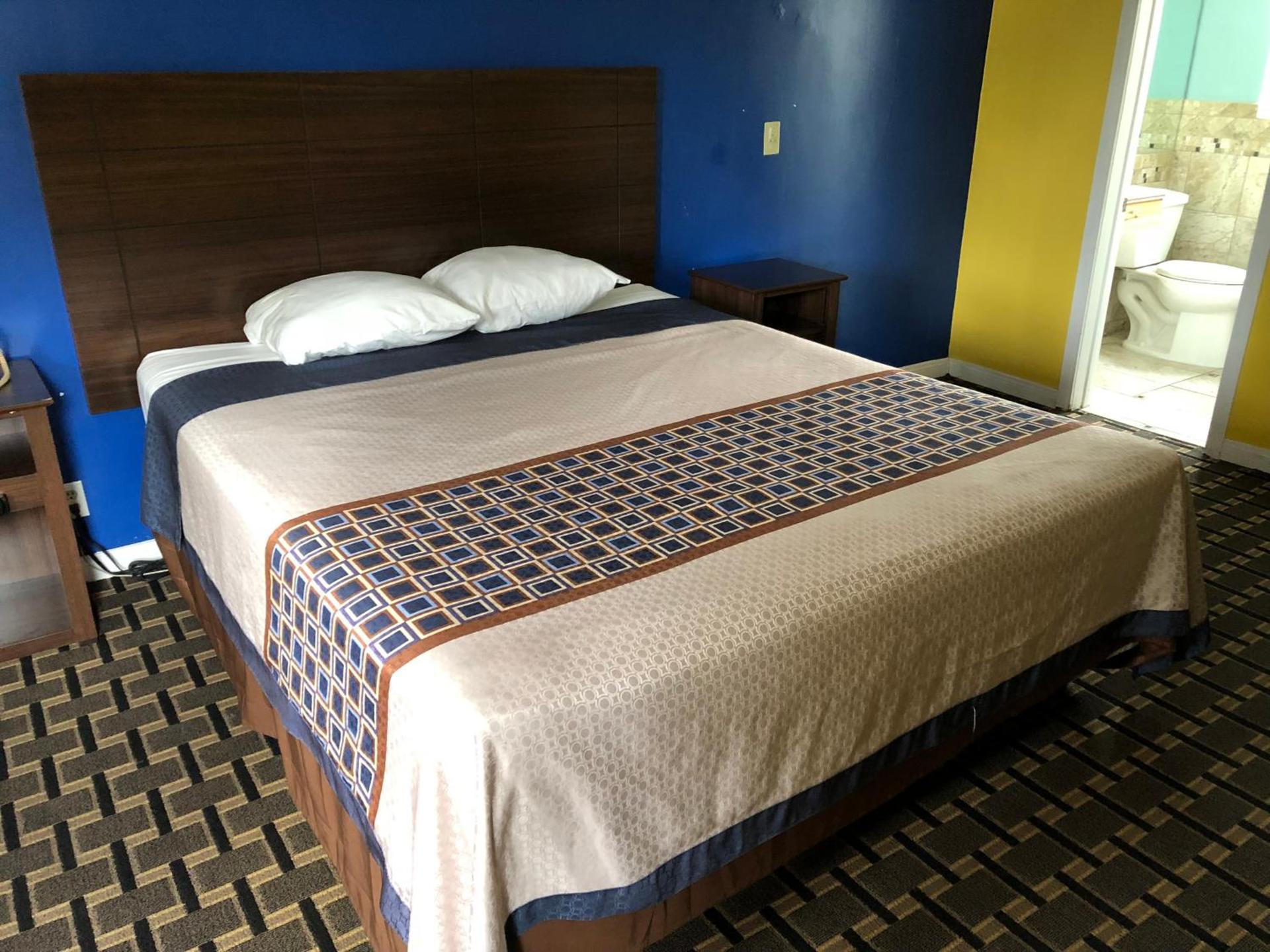 Whittier Travel Inn photo 55