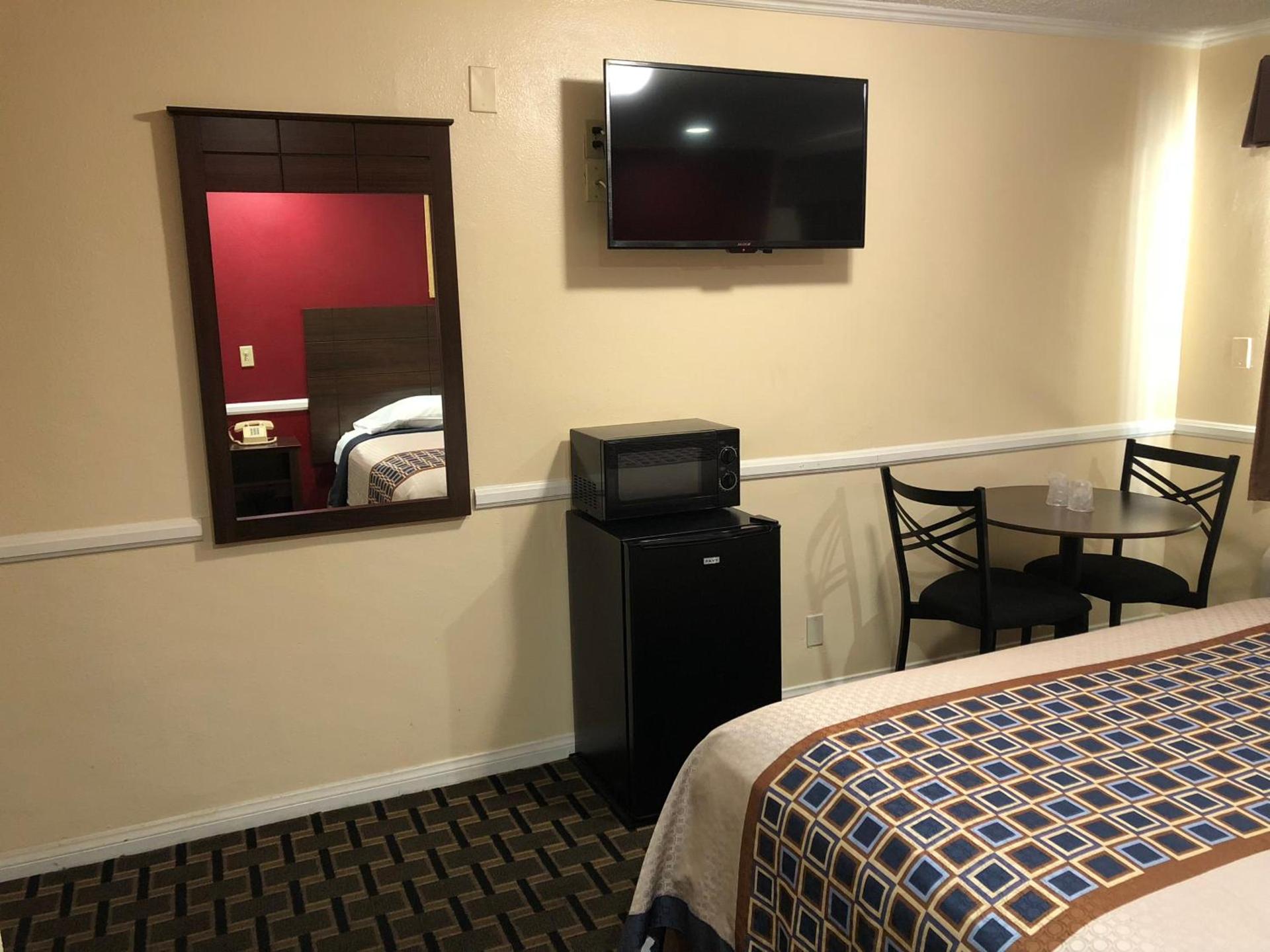 Whittier Travel Inn photo 49