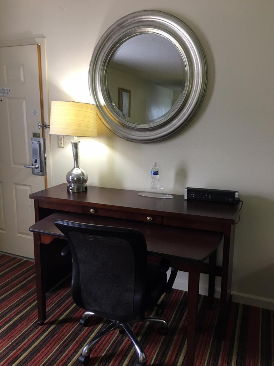 Royal Inn photo 23
