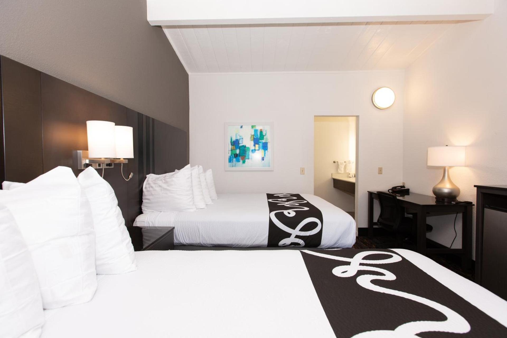 SureStay Hotel by Best Western Seaside Monterey photo 29