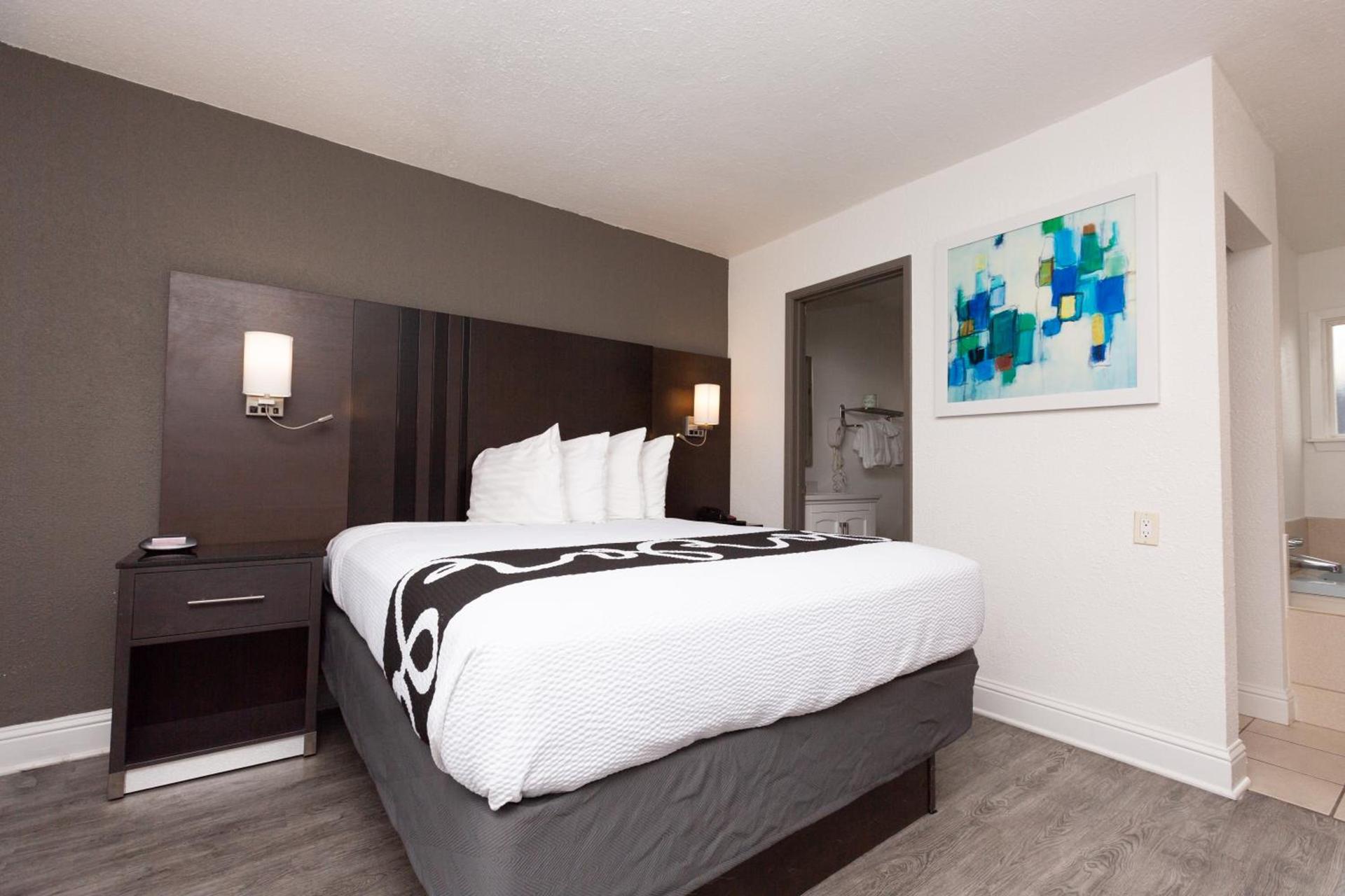 SureStay Hotel by Best Western Seaside Monterey photo 51