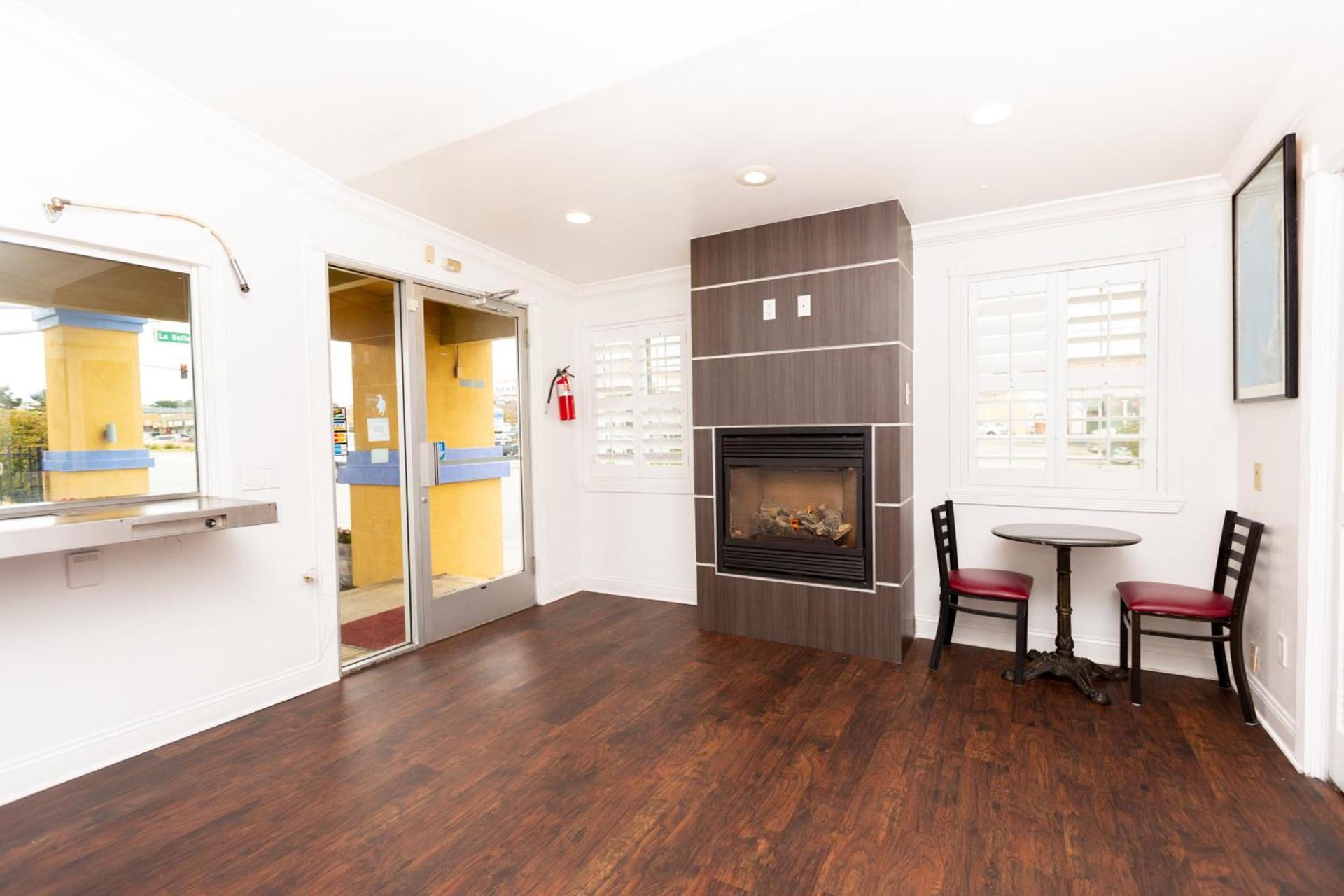 SureStay Hotel by Best Western Seaside Monterey photo 39