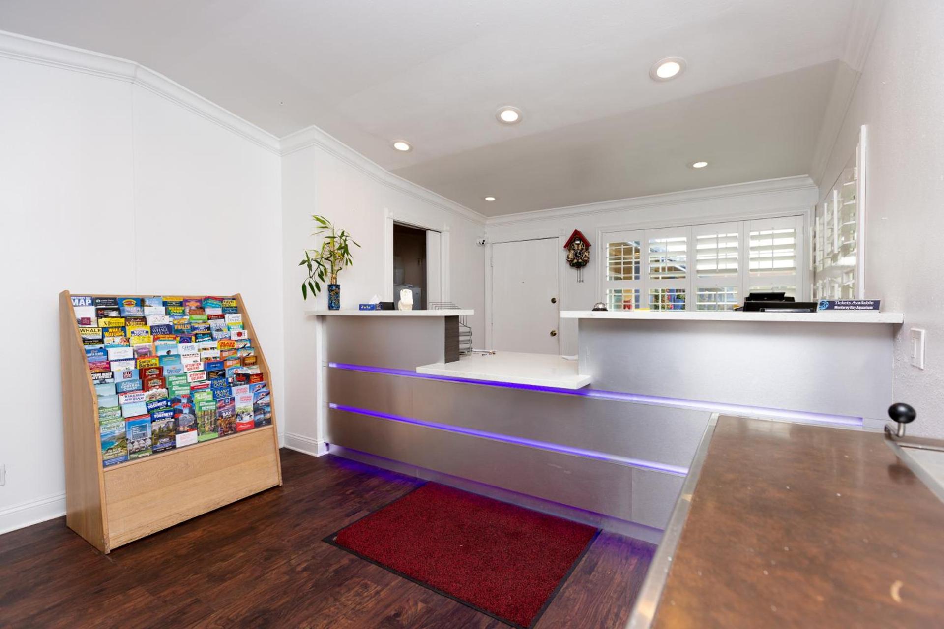 SureStay Hotel by Best Western Seaside Monterey photo 47
