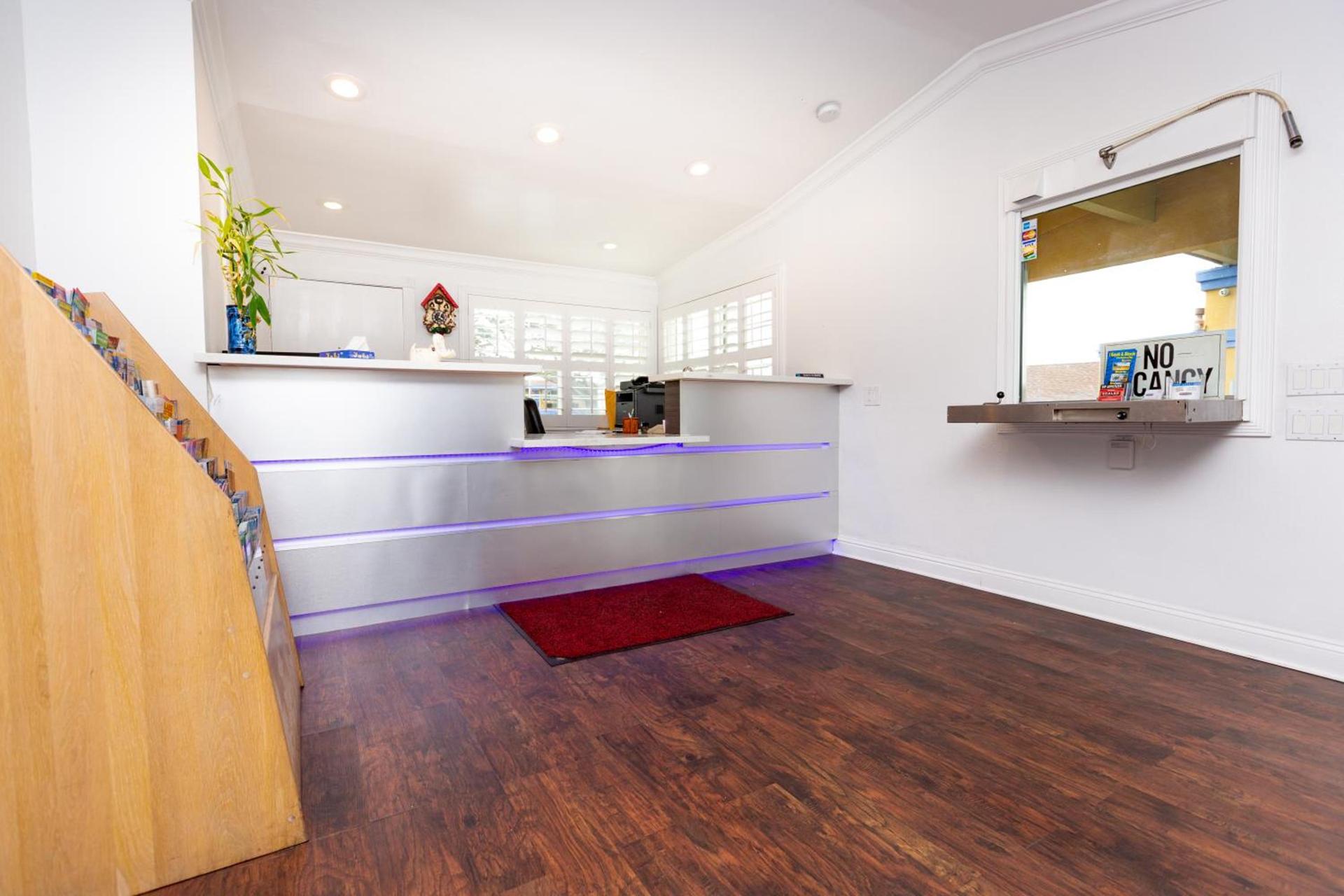 SureStay Hotel by Best Western Seaside Monterey photo 26