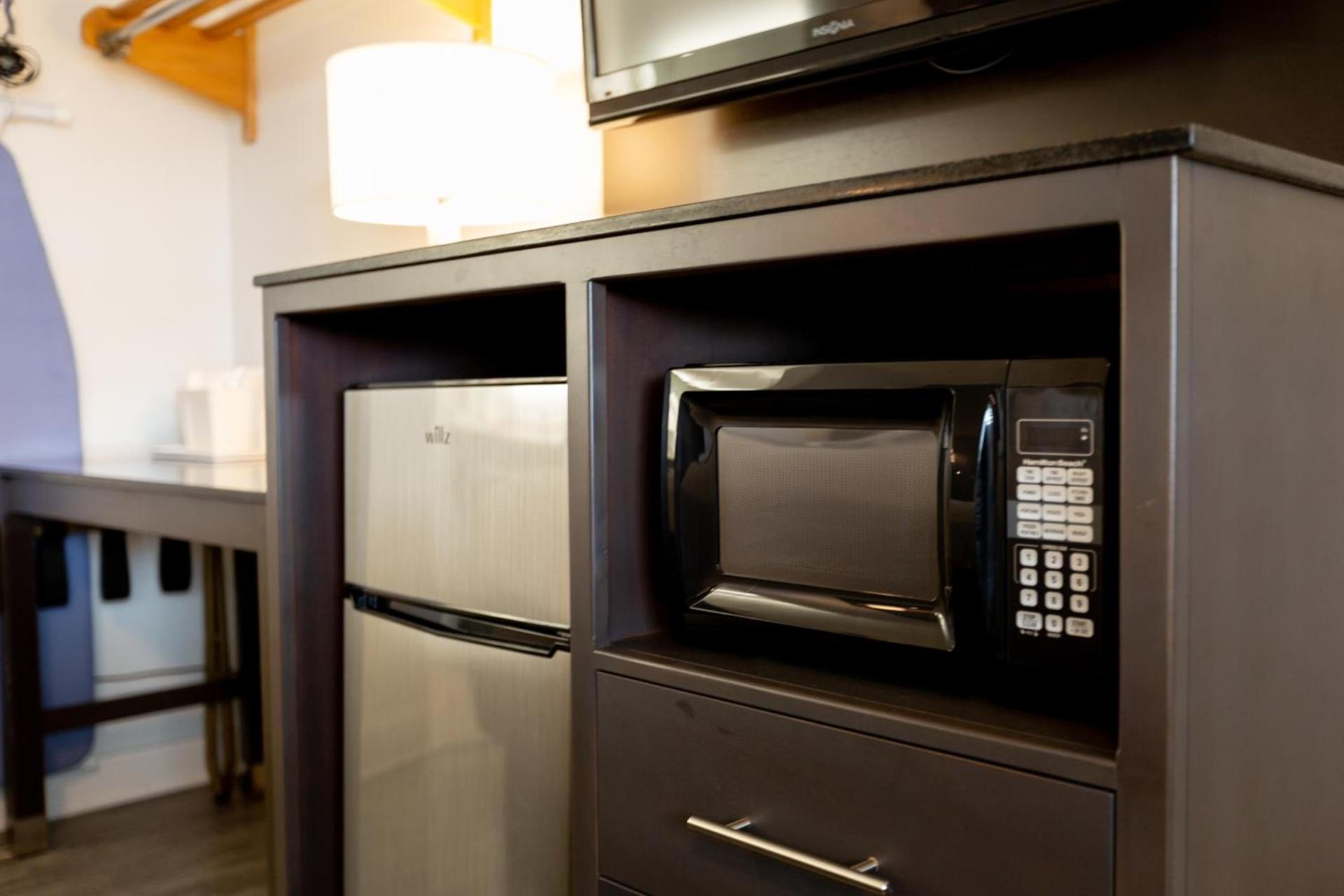 SureStay Hotel by Best Western Seaside Monterey photo 28