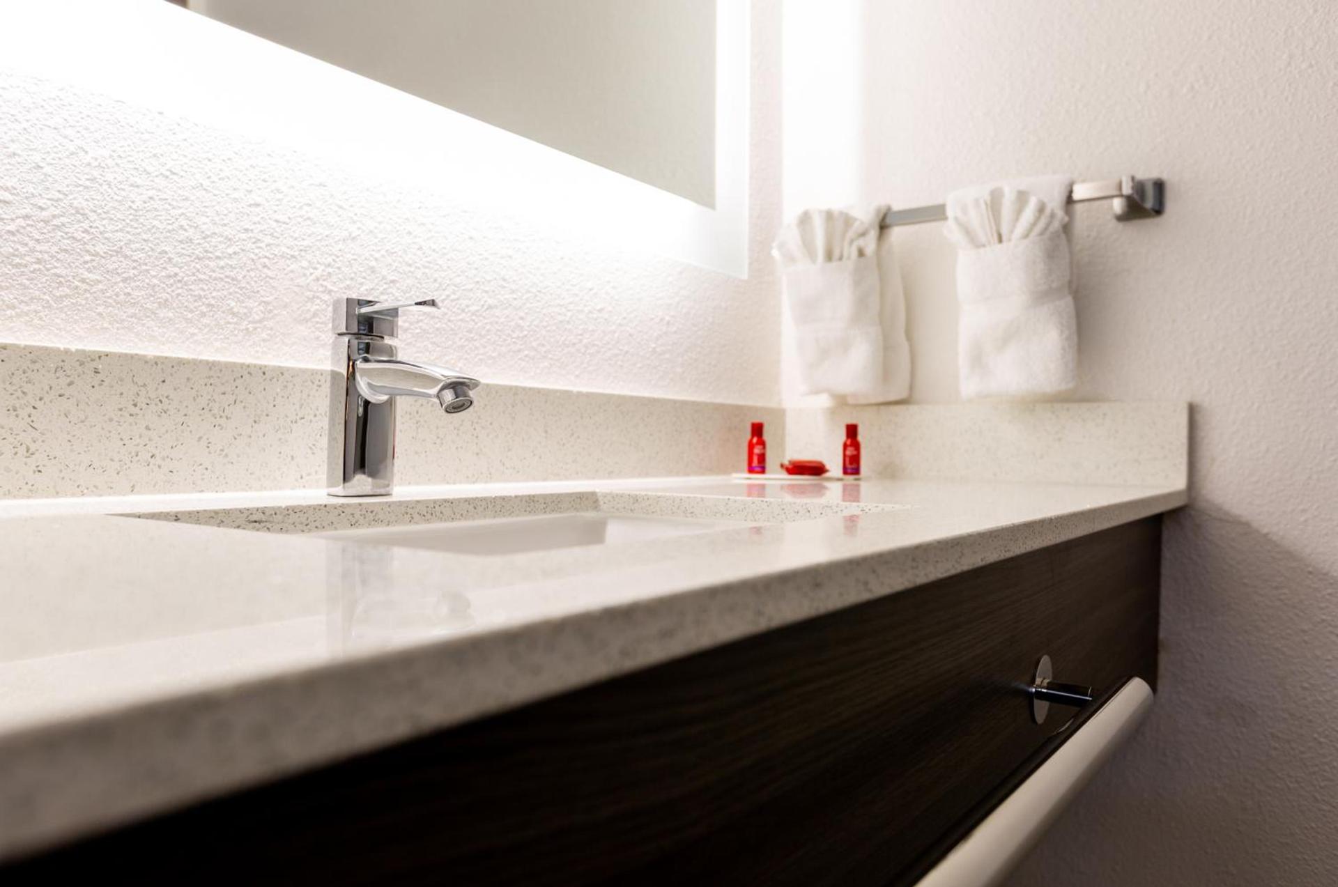 SureStay Hotel by Best Western Seaside Monterey photo 67