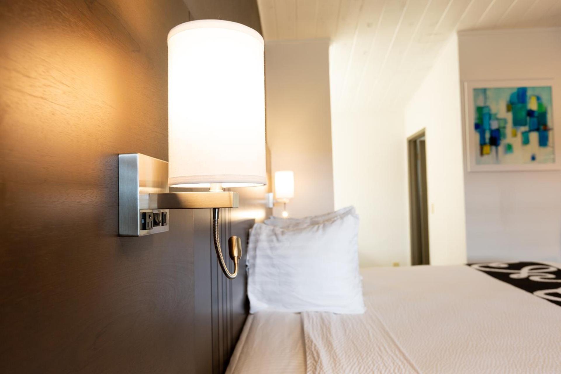 SureStay Hotel by Best Western Seaside Monterey photo 72