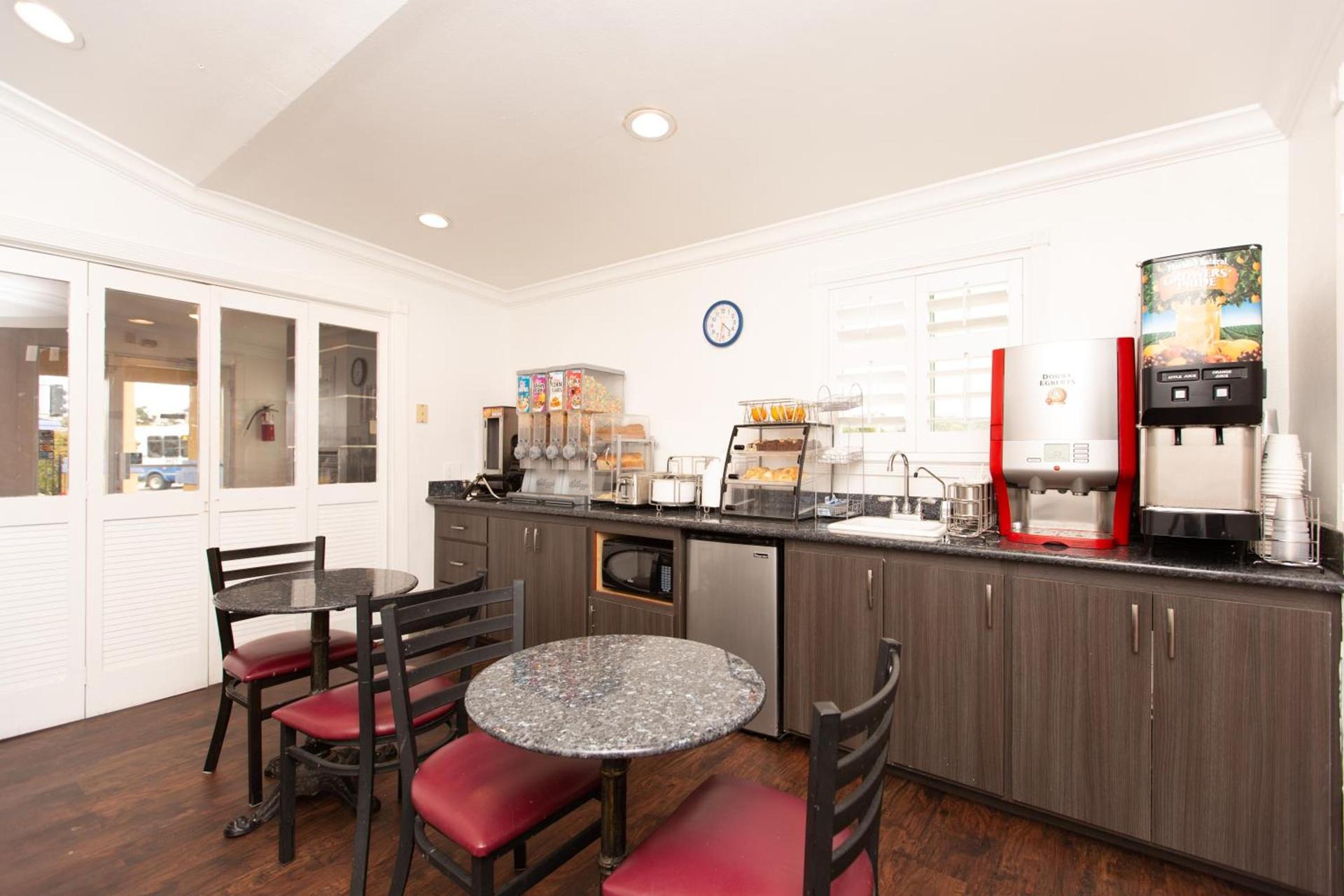 SureStay Hotel by Best Western Seaside Monterey photo 49