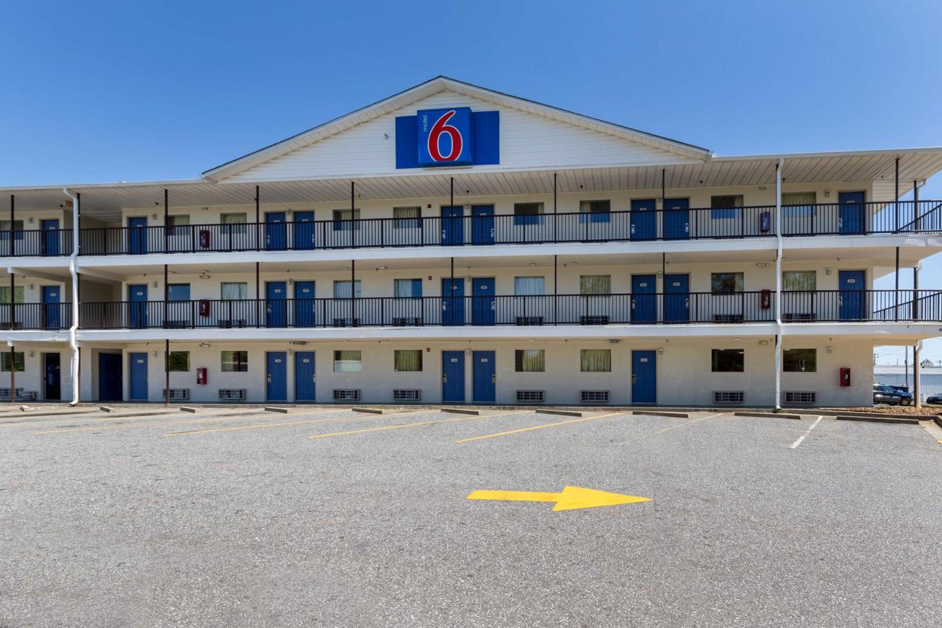 Motel 6-Greenville, SC photo 3