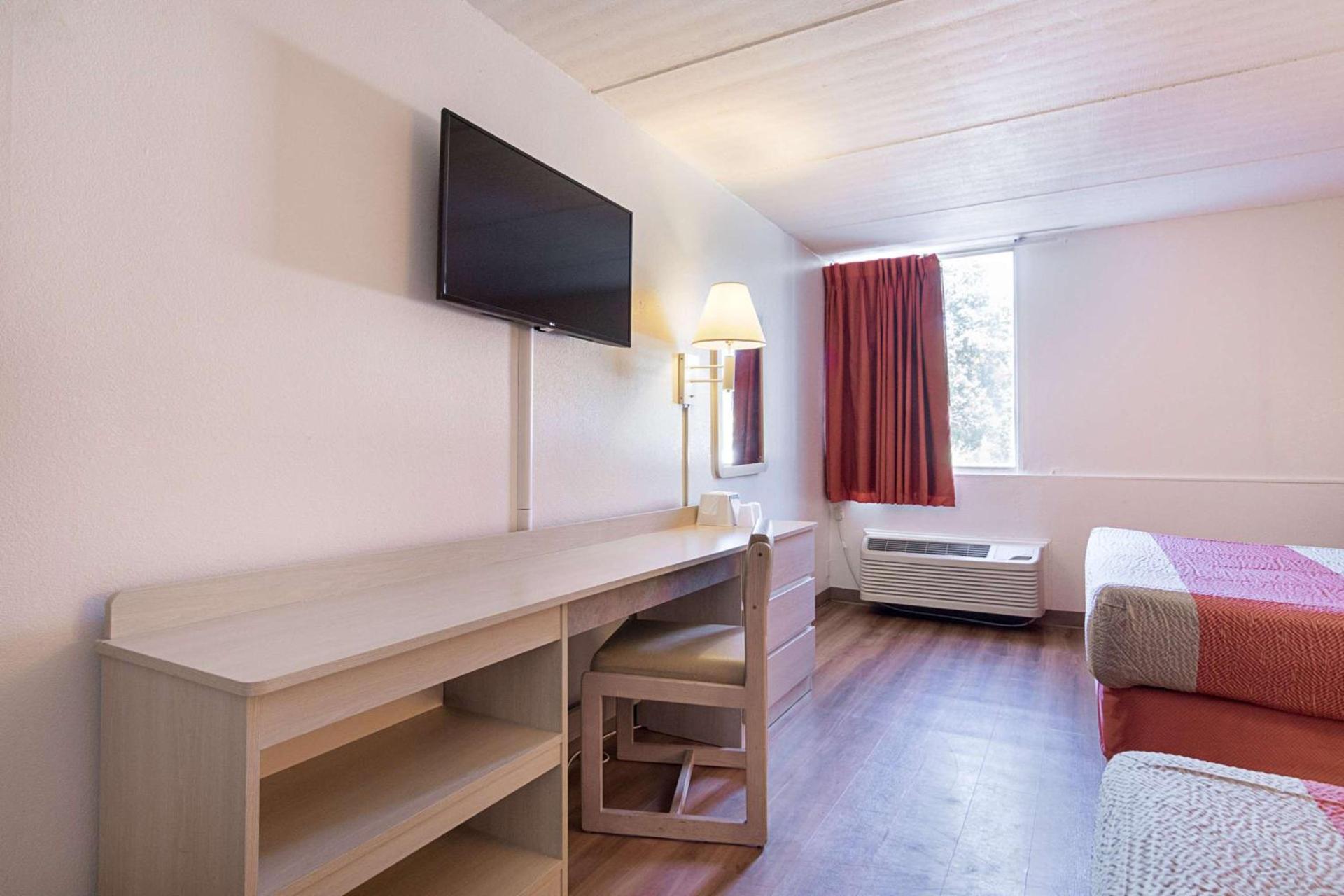 Motel 6-Decatur, GA photo 17