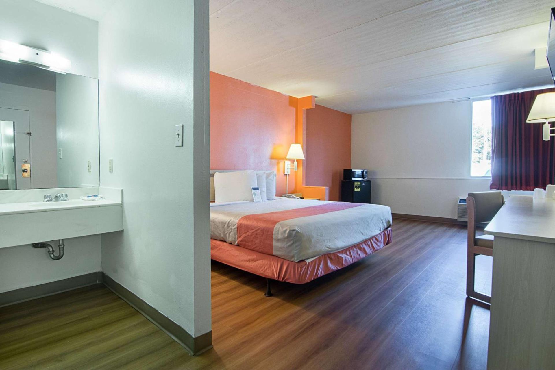 Motel 6-Decatur, GA photo 10