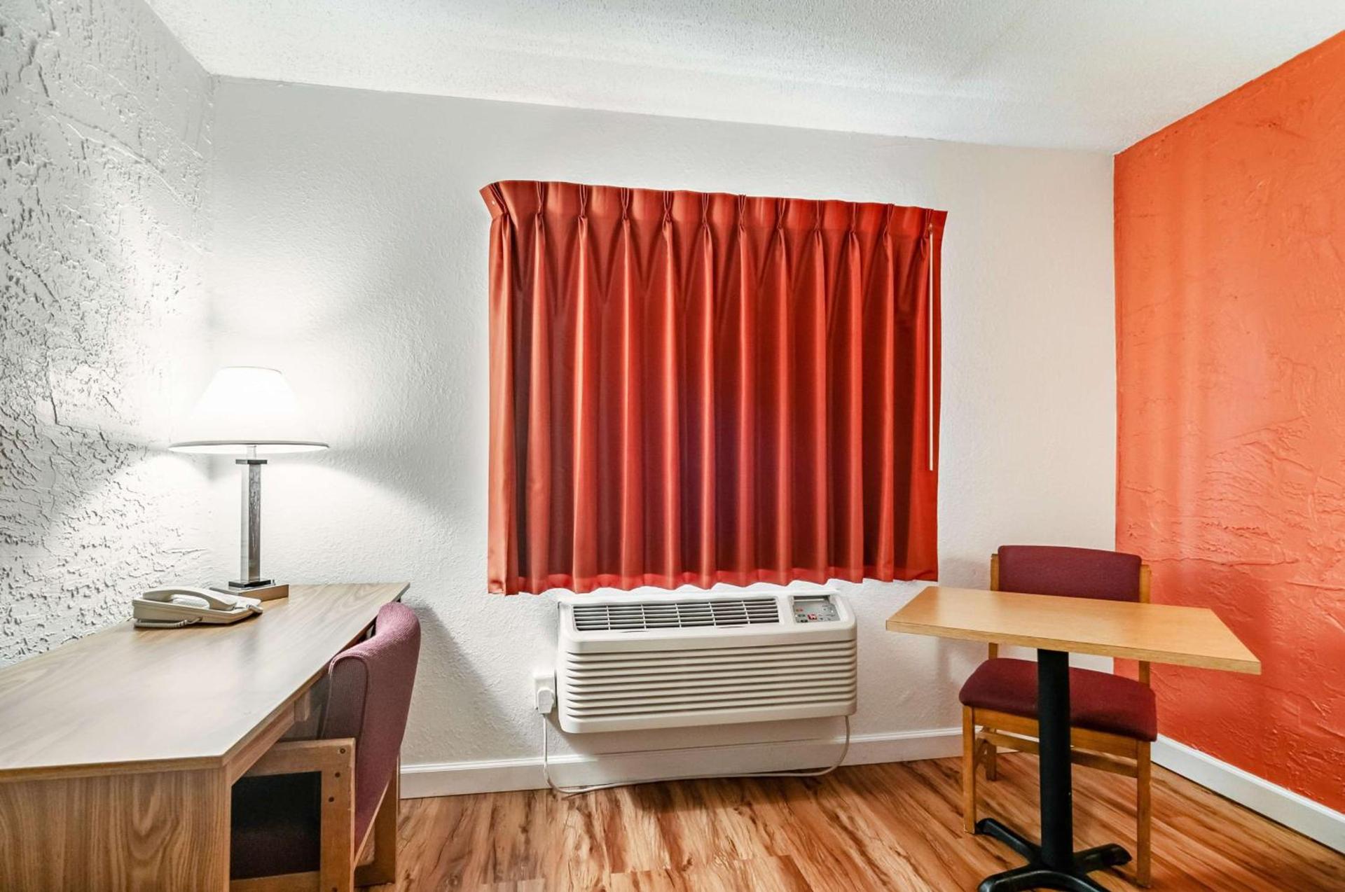 Motel 6-Naperville, IL photo 11