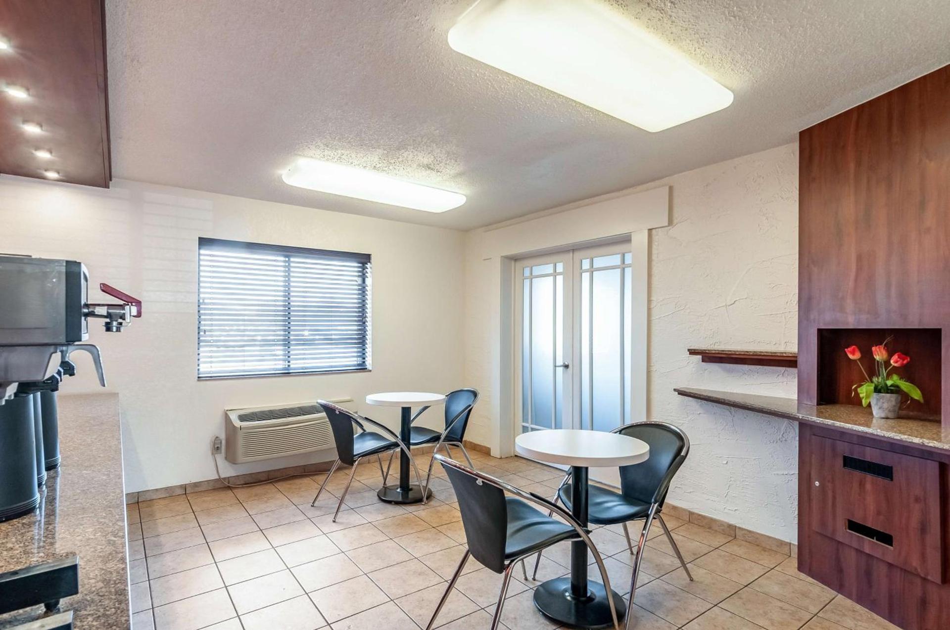 Motel 6-Naperville, IL photo 28
