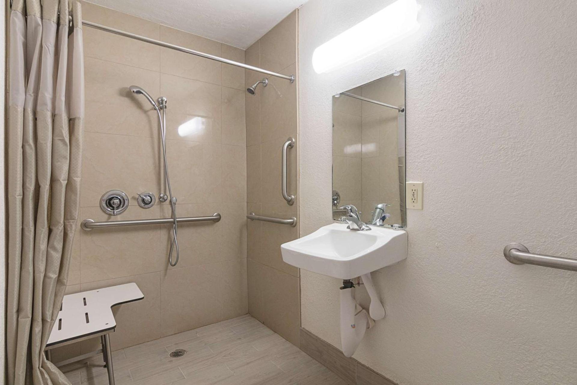 Motel 6-Decatur, GA photo 20