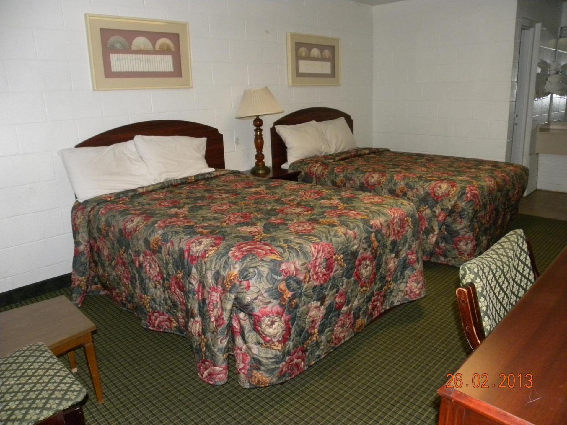 Guest Inn Rogers photo 66