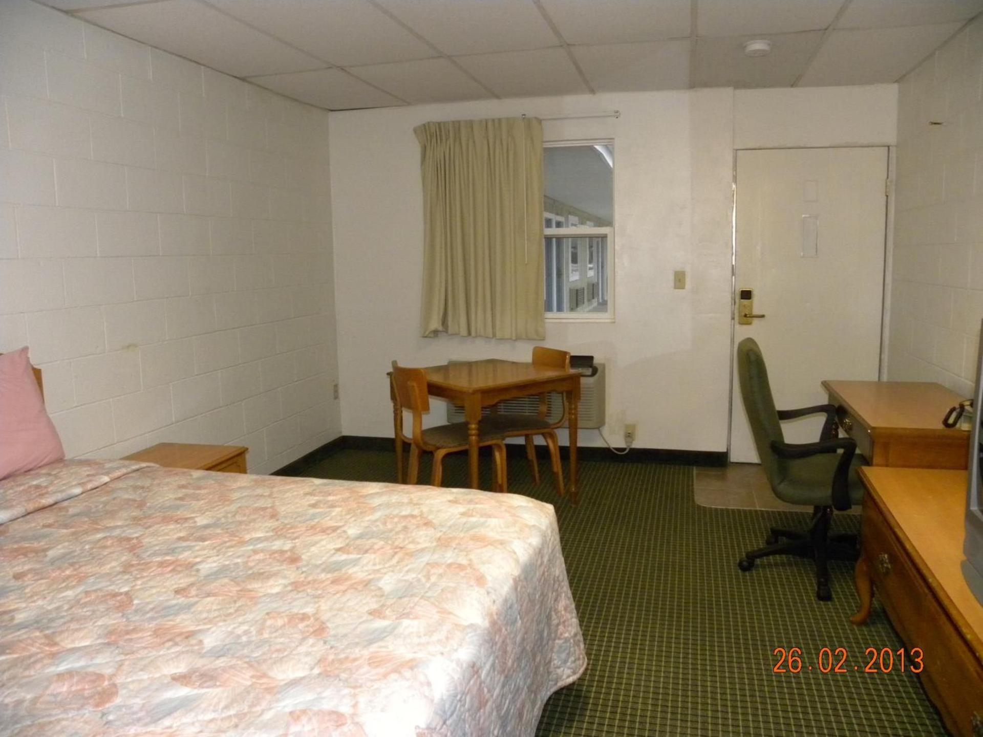 Guest Inn Rogers photo 72