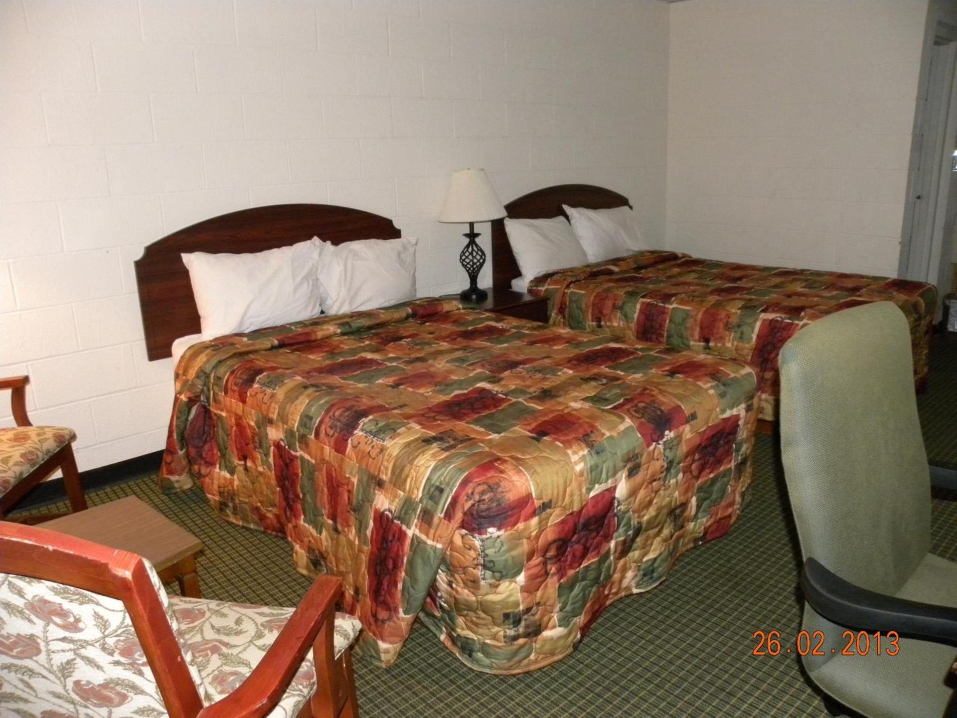 Guest Inn Rogers photo 77