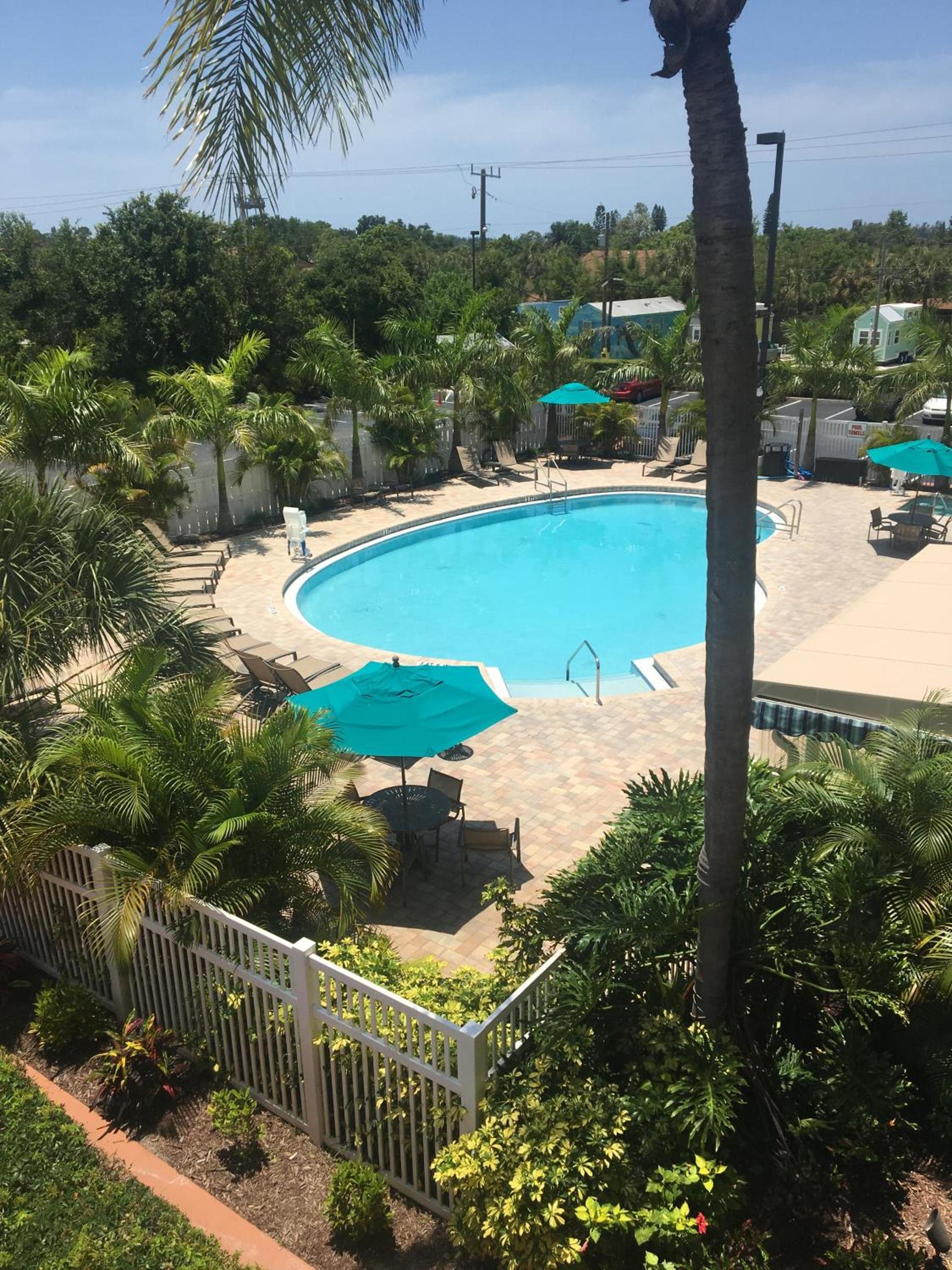 Spark by Hilton Sarasota Siesta Key Gateway photo 29