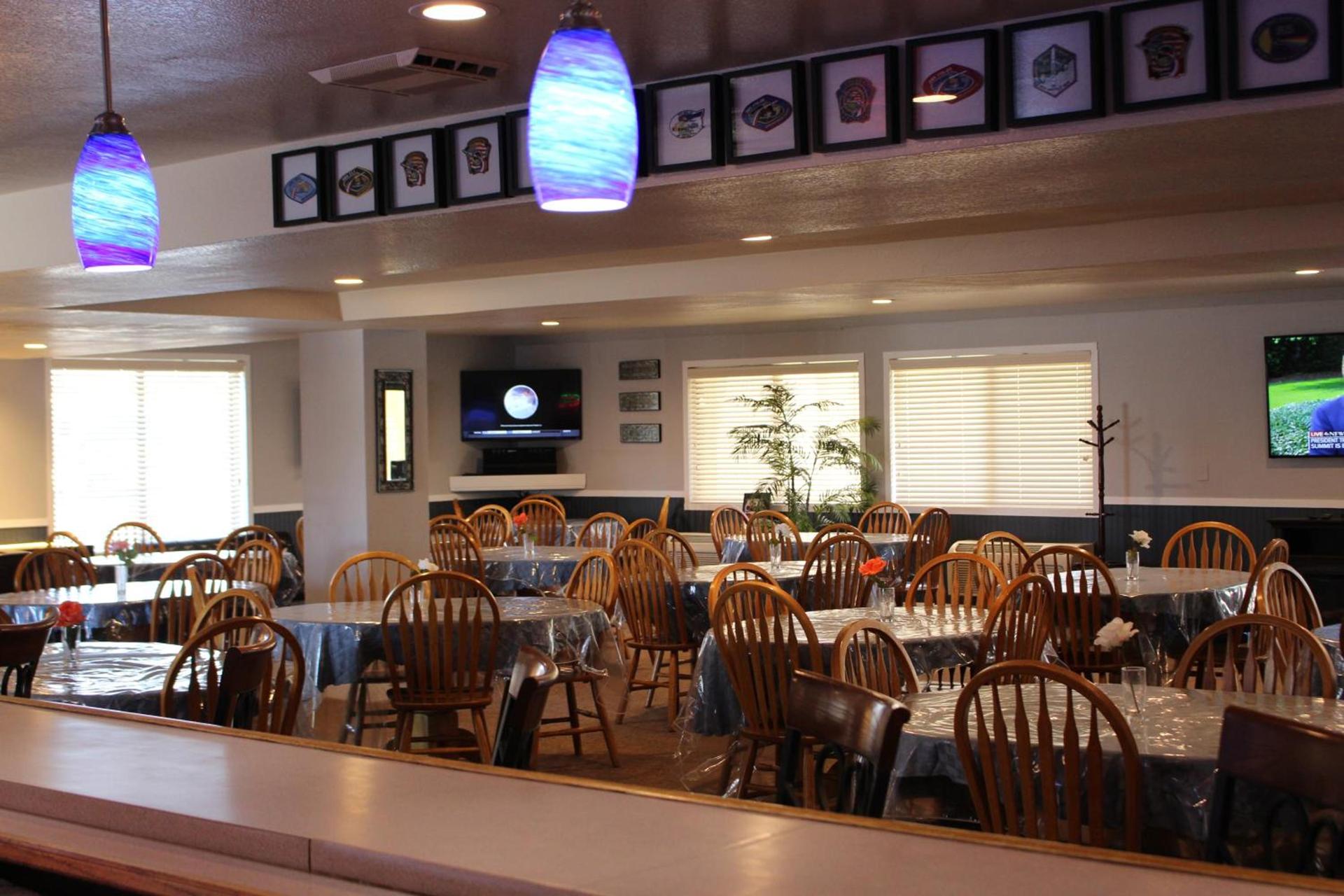 O'Cairns Inn and Suites photo 4