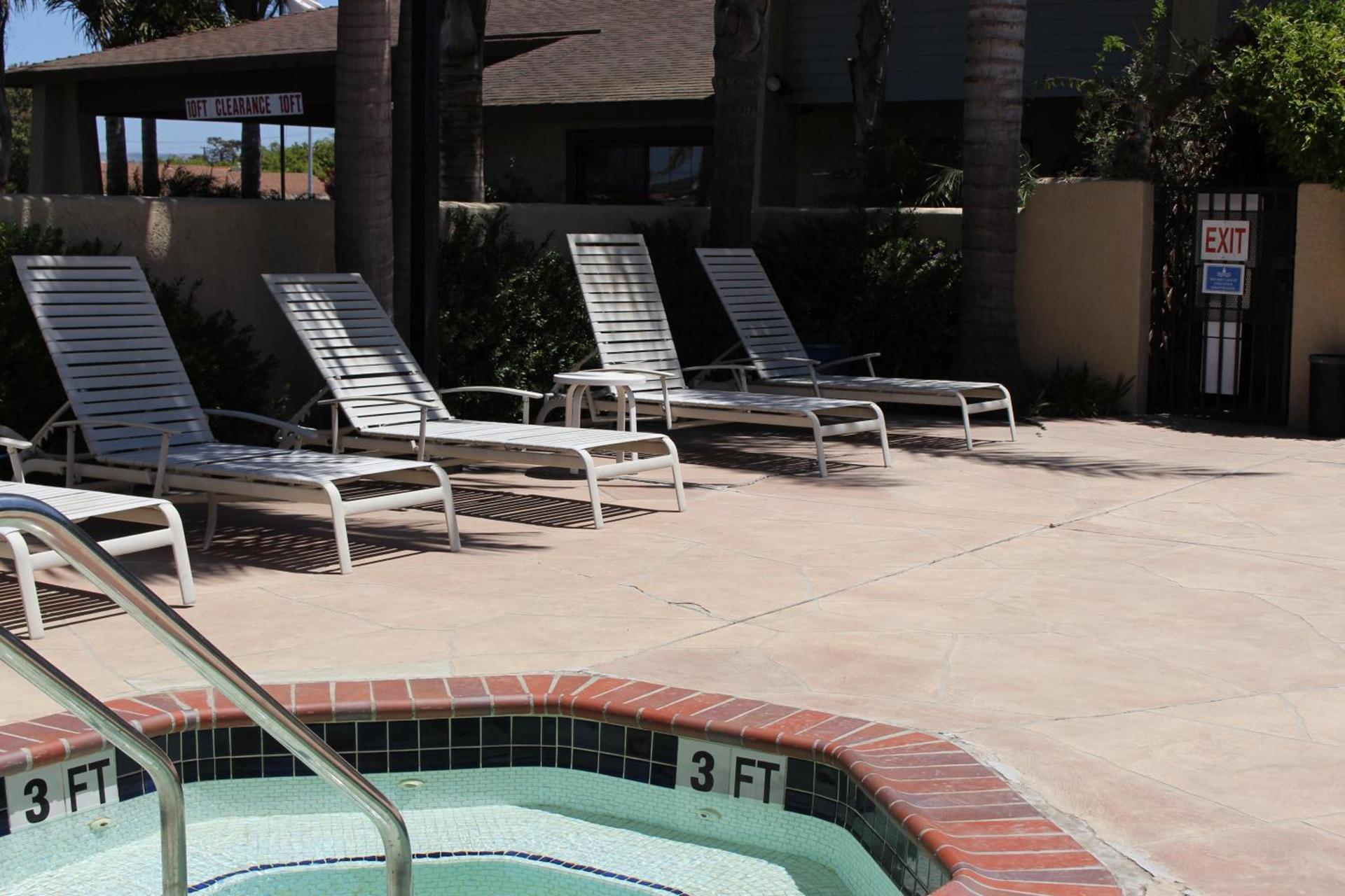 O'Cairns Inn and Suites photo 24