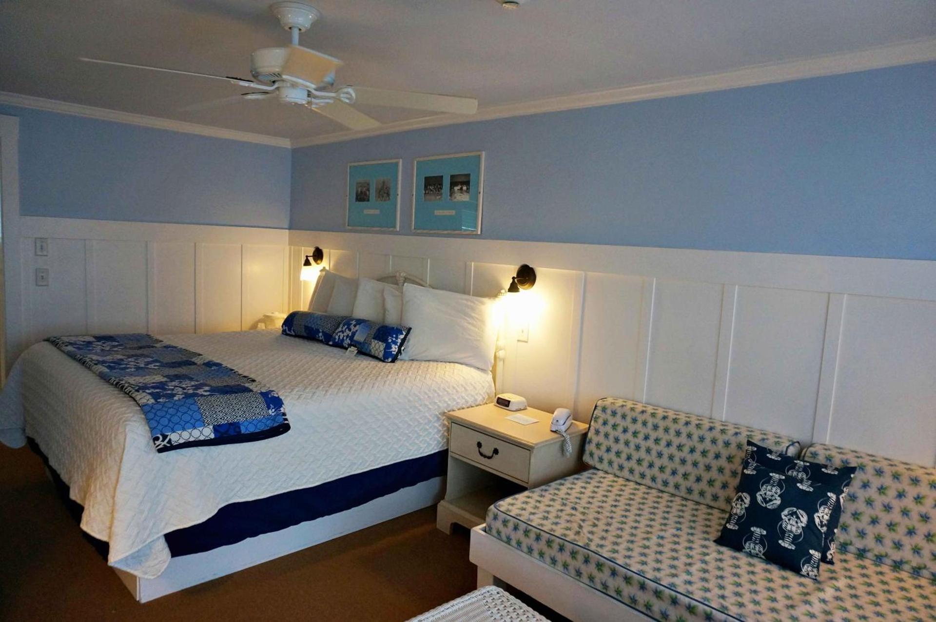 The Edgewater photo 49