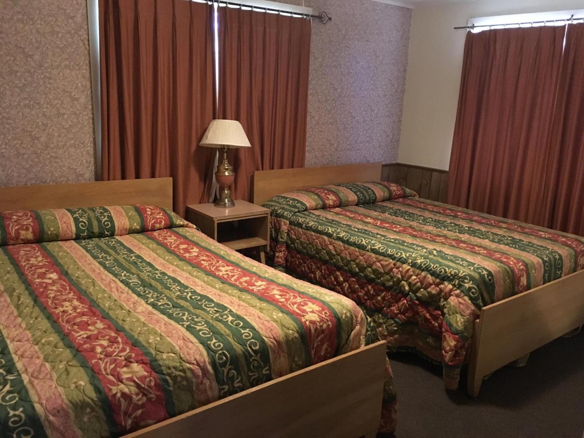 Sun -N- Sand Motel photo 5