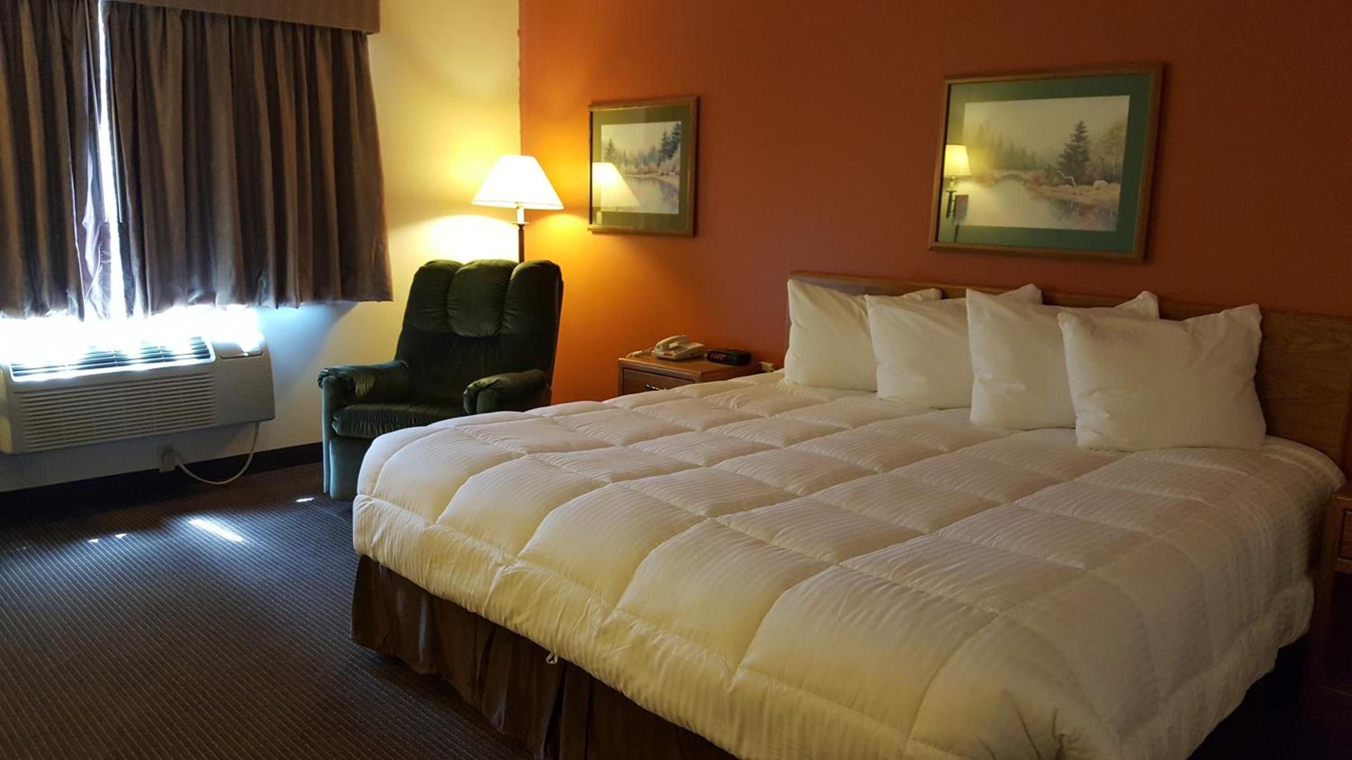Motel 6 Norway MI photo 34