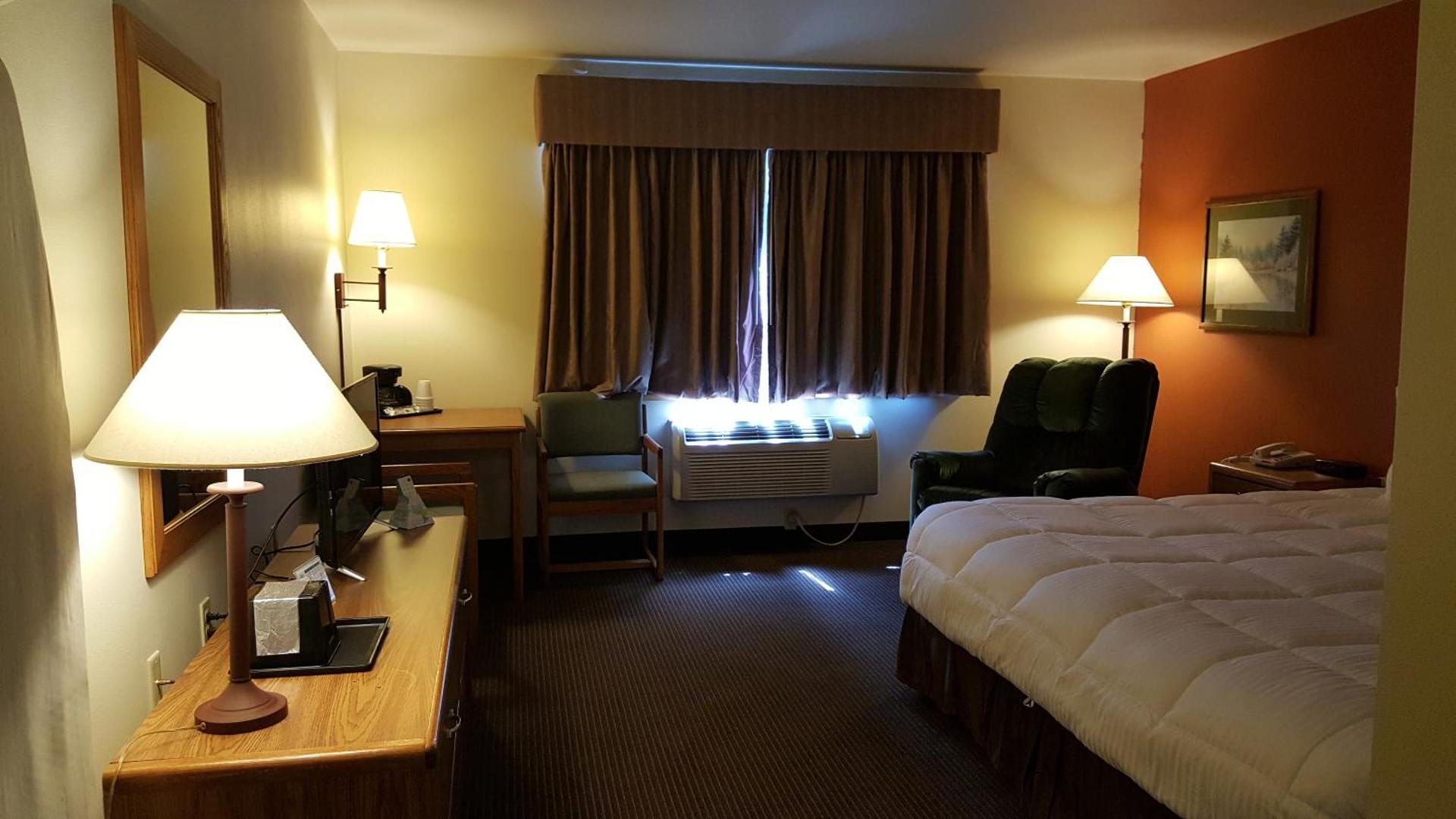Motel 6 Norway MI photo 27