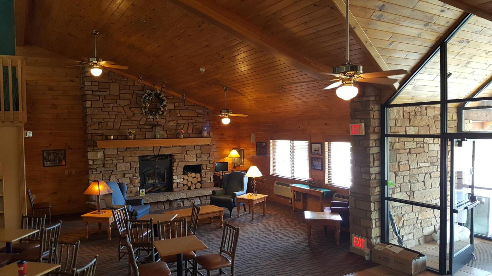 Motel 6 Norway MI photo 20