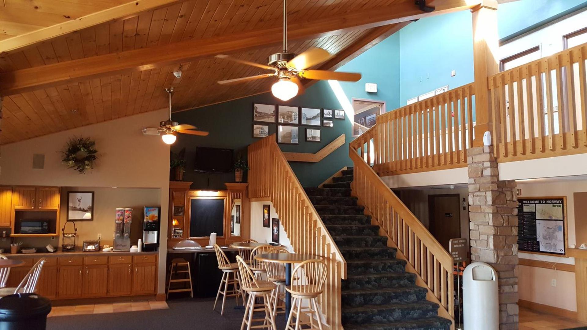 Motel 6 Norway MI photo 21