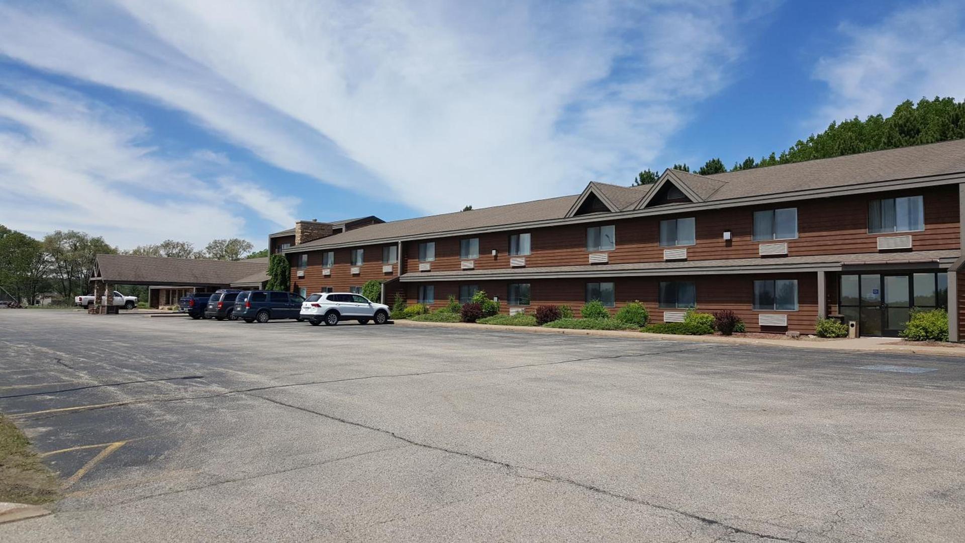 Motel 6 Norway MI photo 19