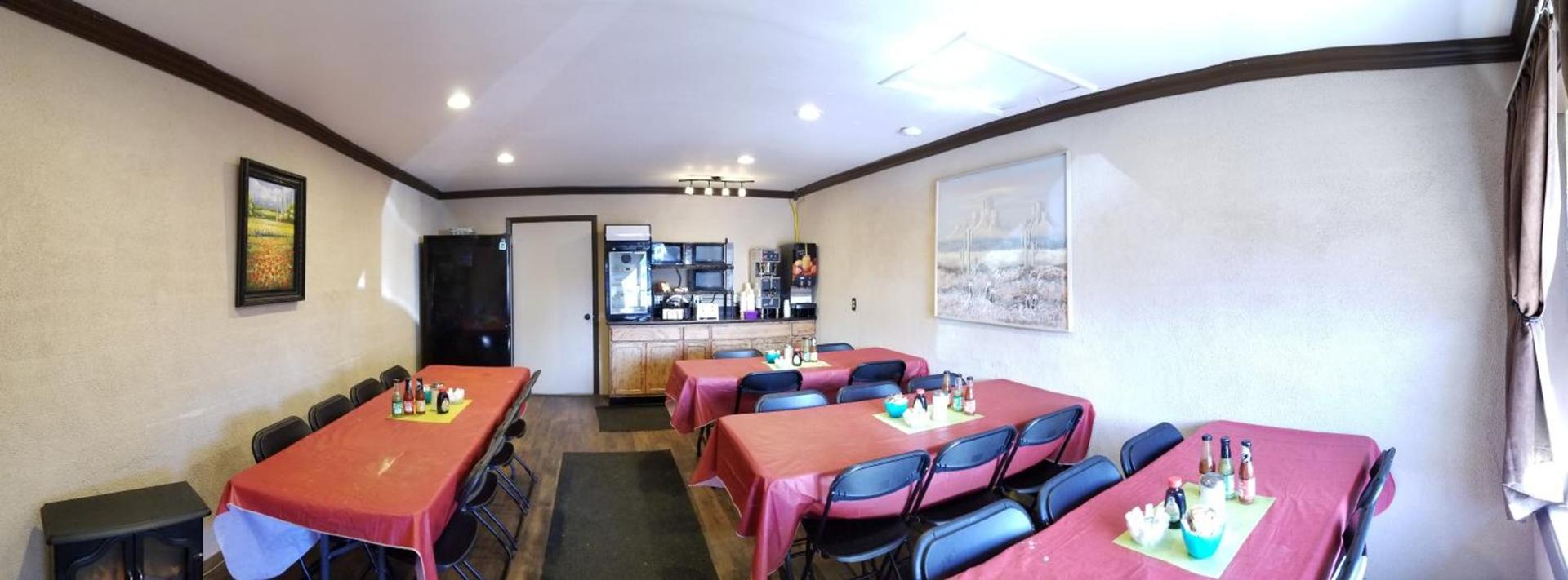 Adobe Sands Motel photo 5