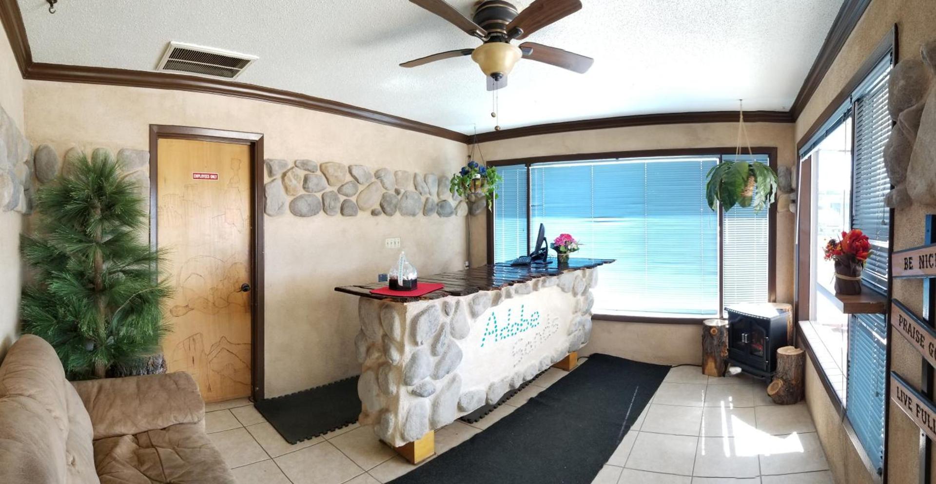Adobe Sands Motel photo 4
