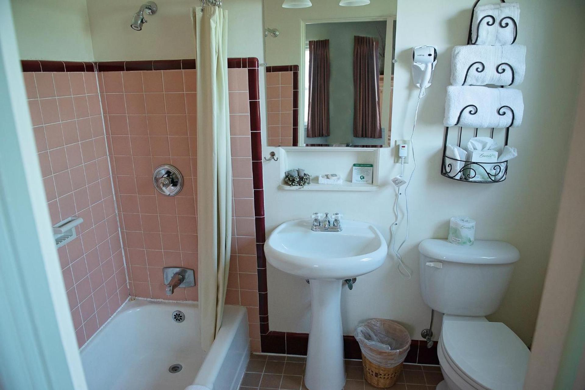 Rugged Country Lodge photo 11