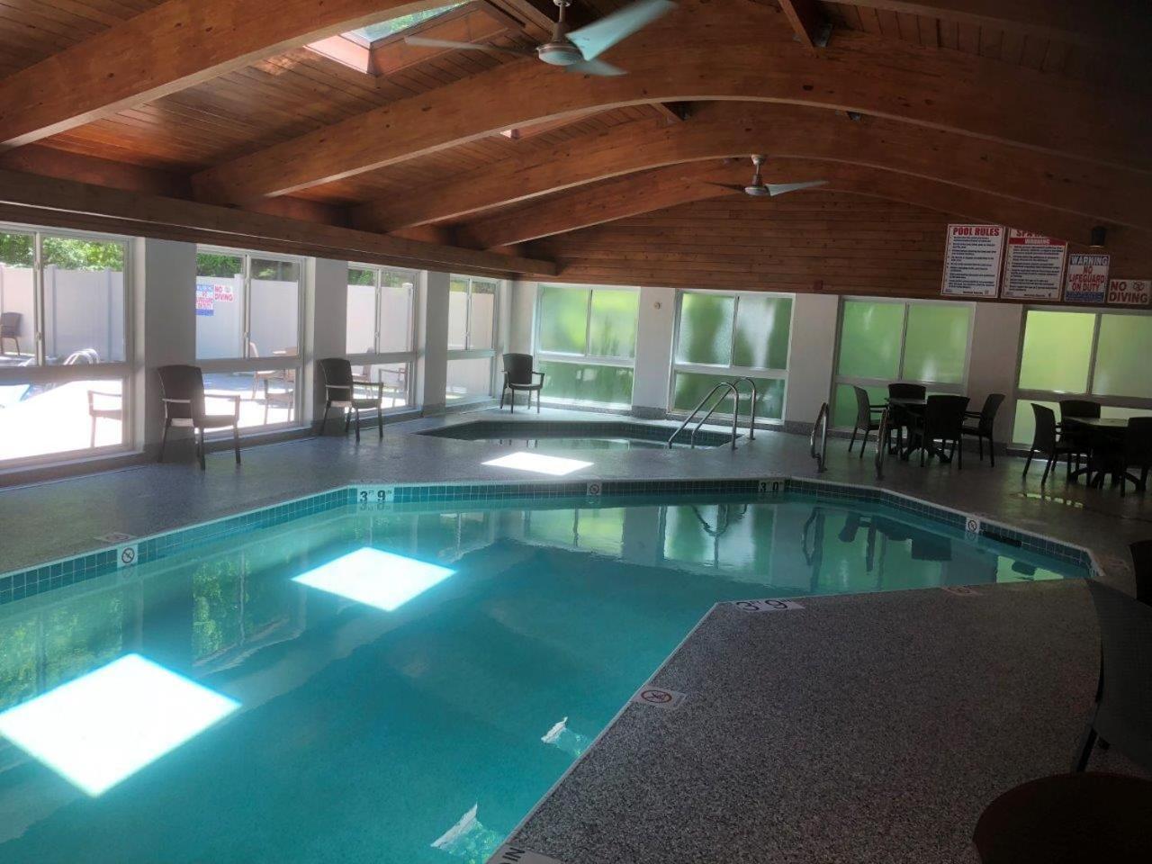 The Landing Resort photo 8