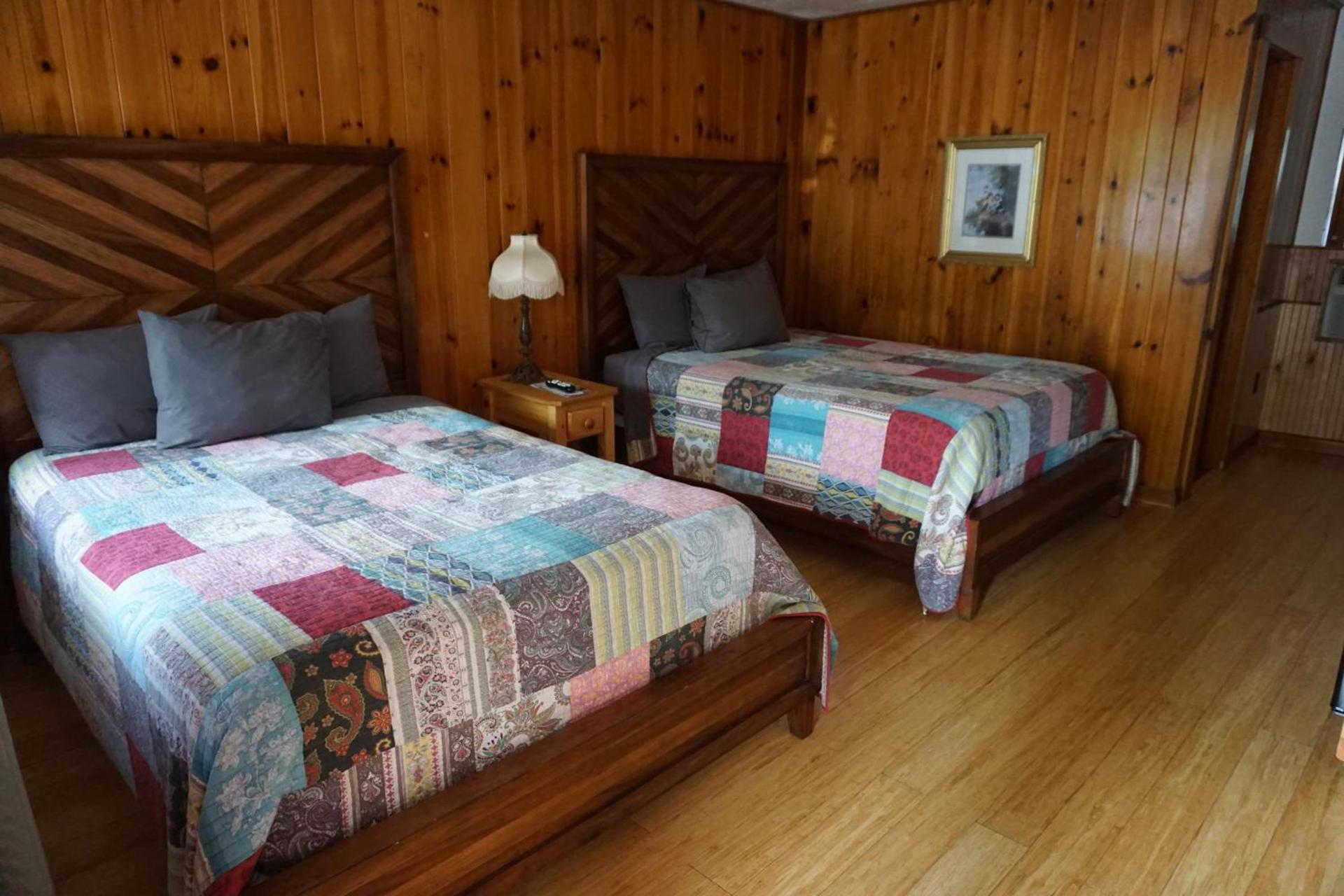 Marshall's Creek Rest Motel photo 50