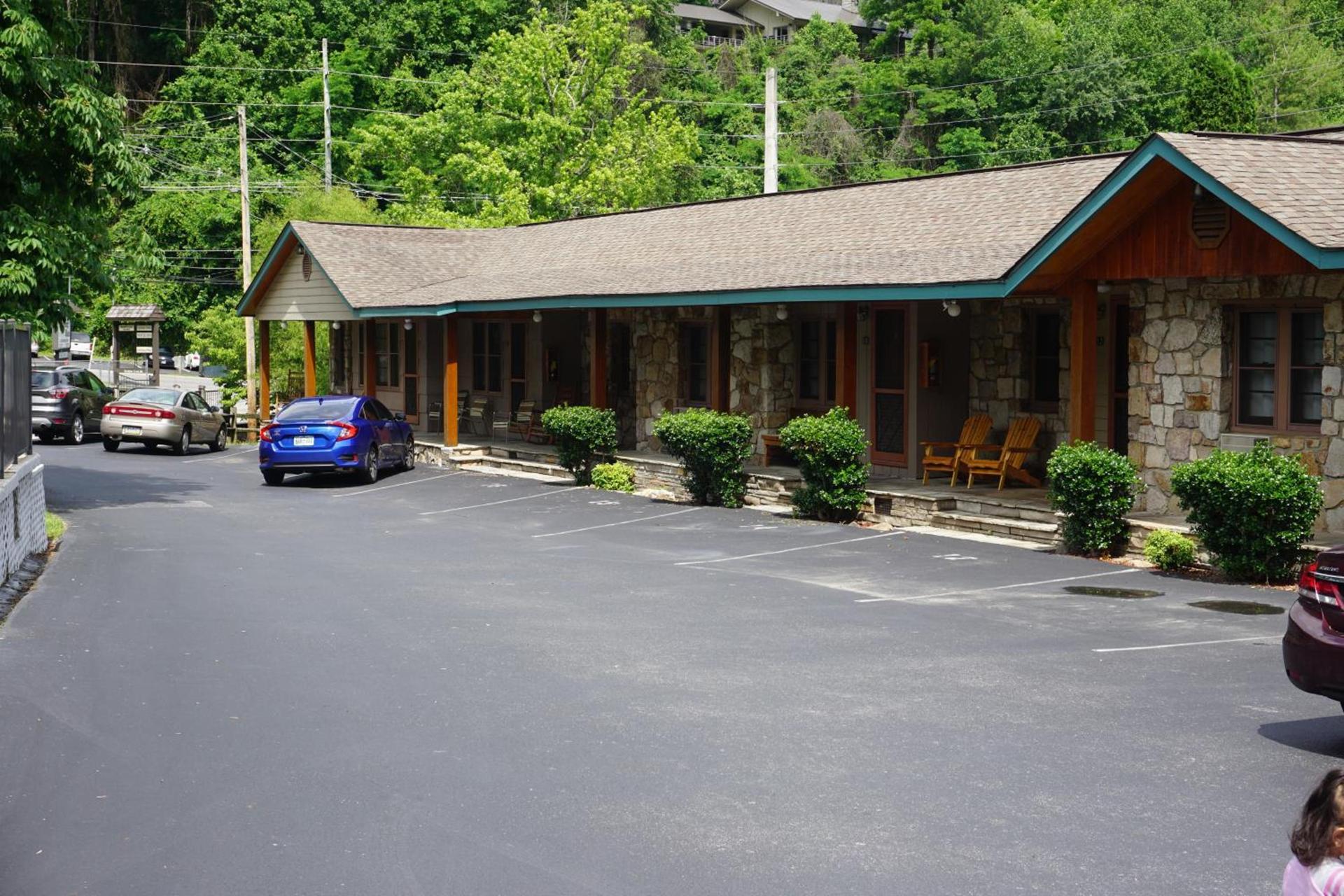 Marshall's Creek Rest Motel photo 65
