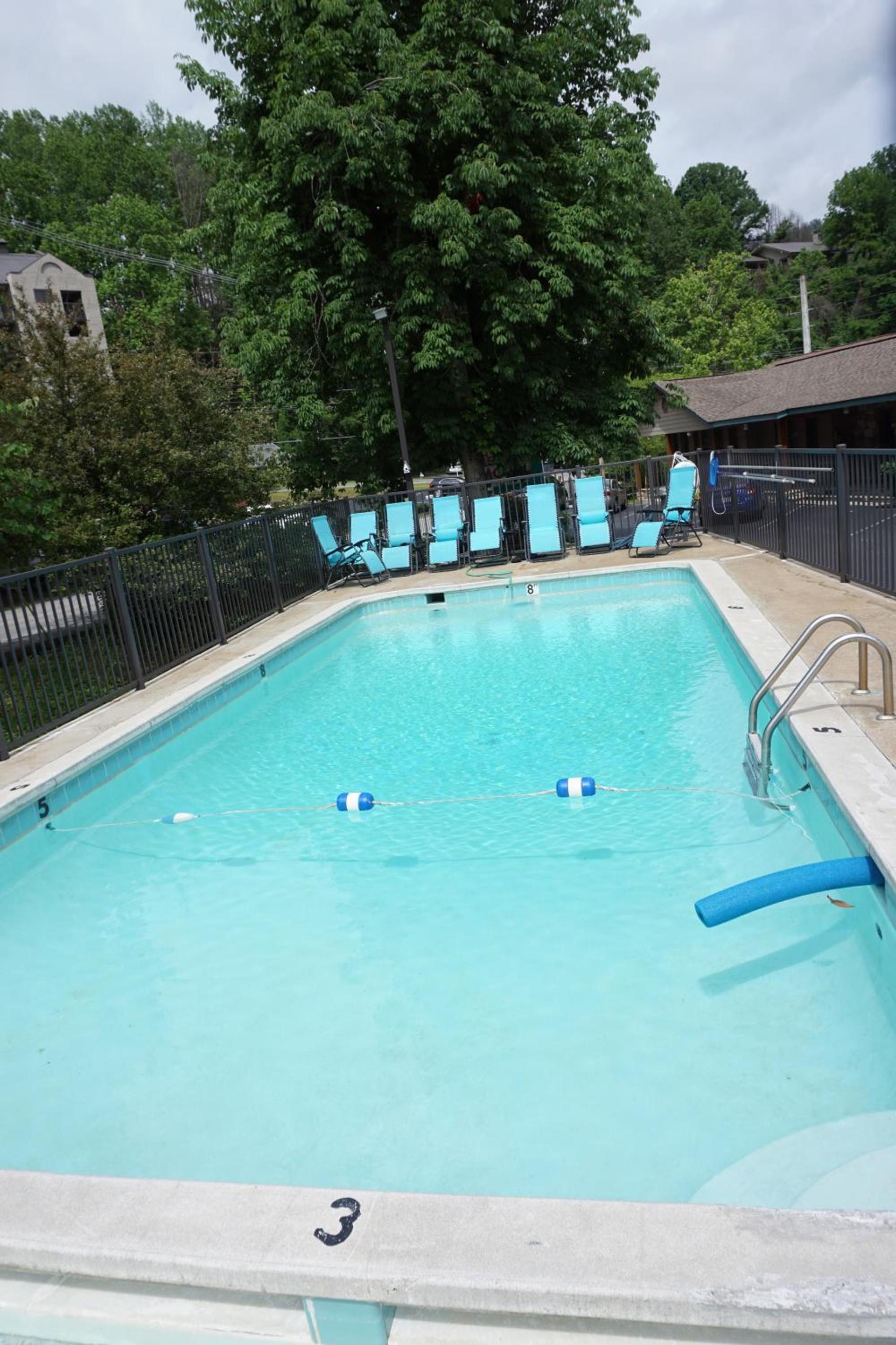 Marshall's Creek Rest Motel photo 27