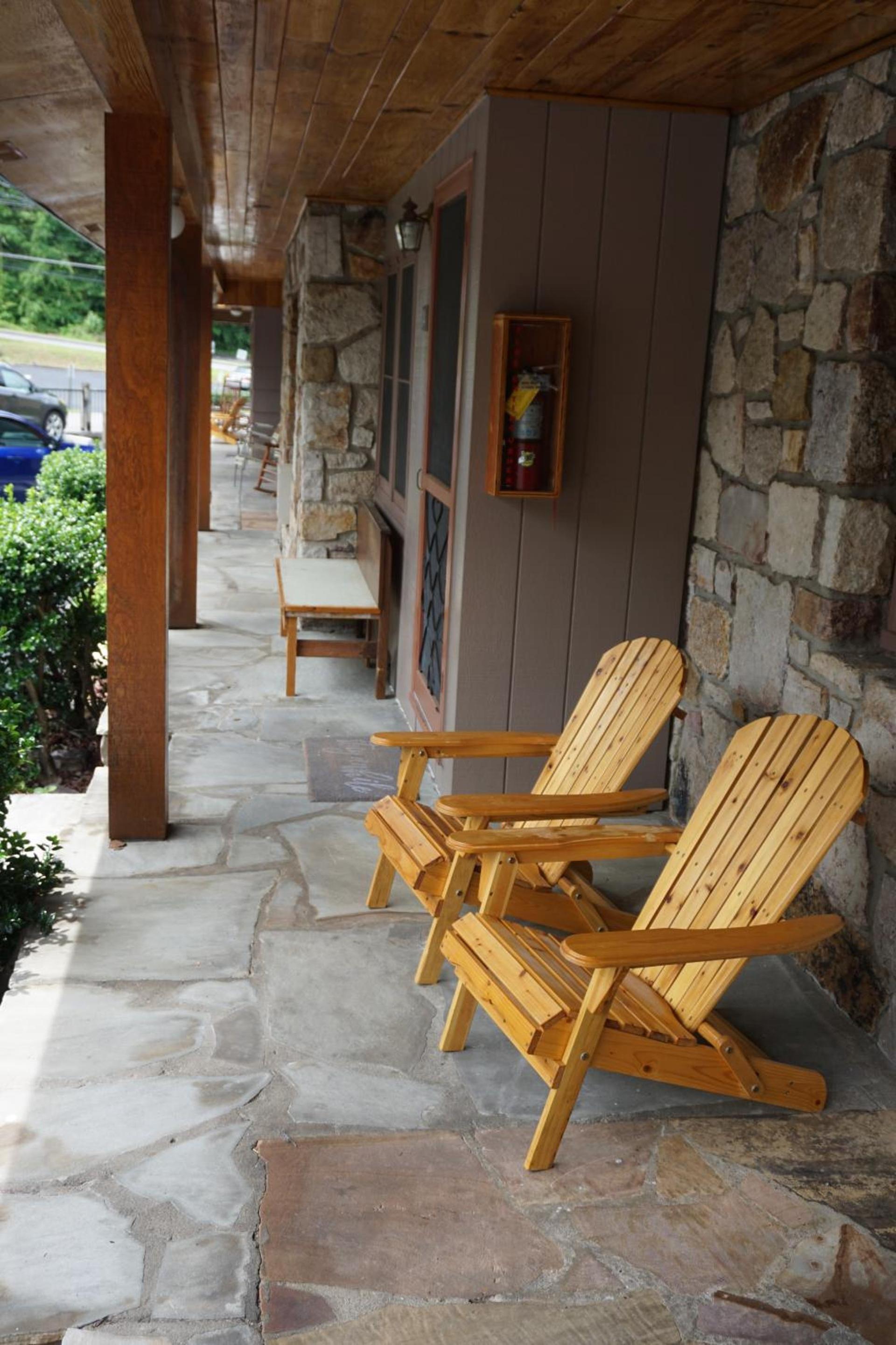 Marshall's Creek Rest Motel photo 48