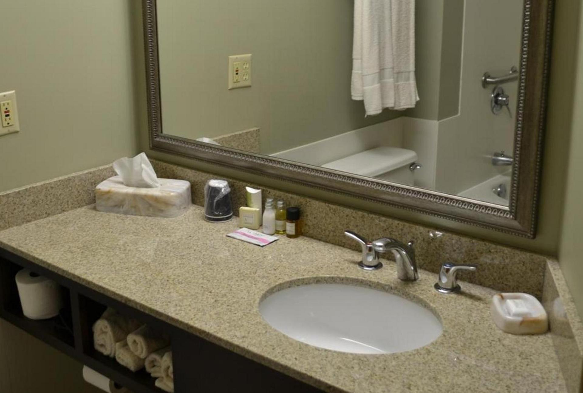 Euro-Suites Hotel photo 15