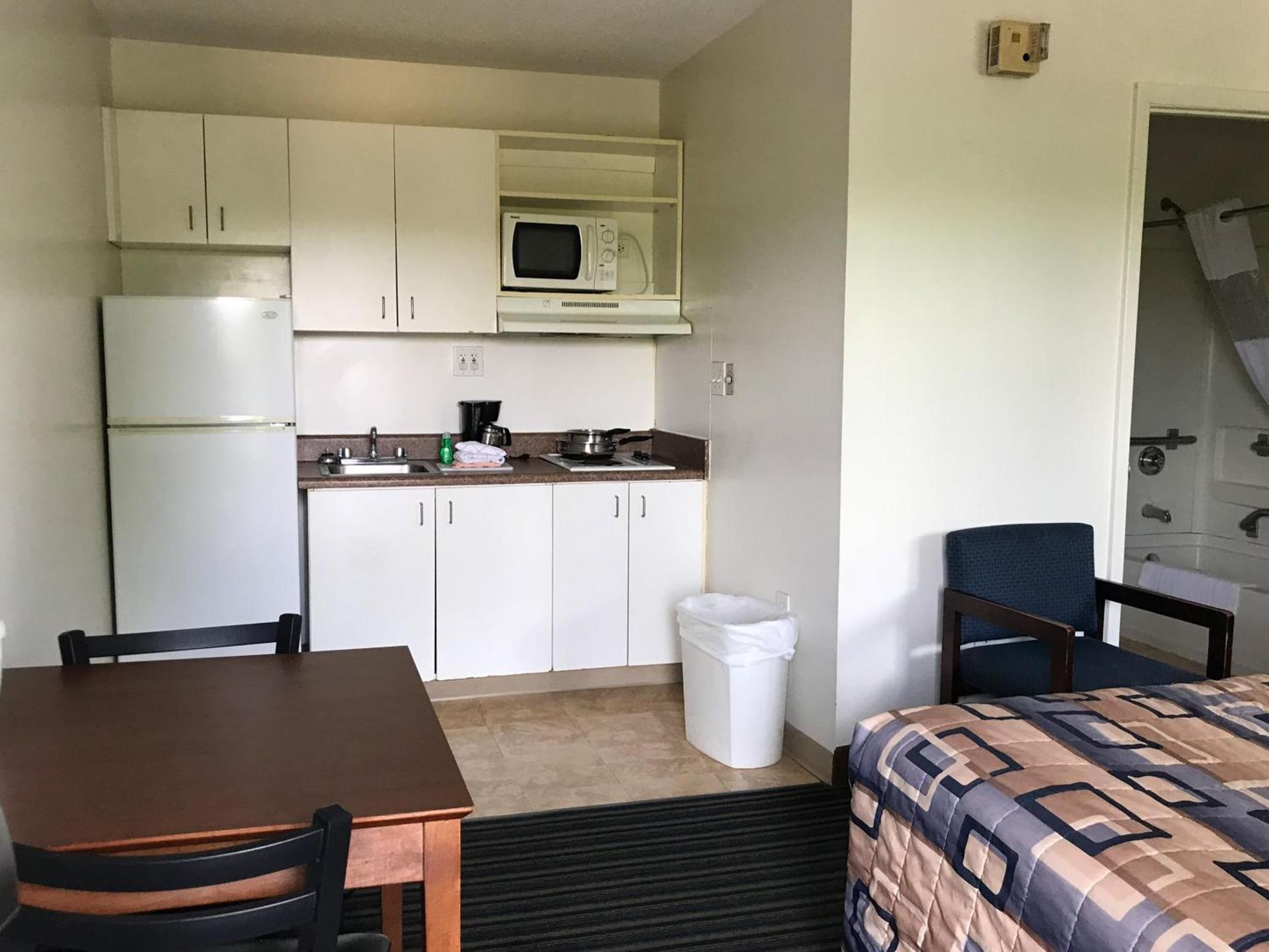Studio 6 Extended Stay - Richmond, VA - I-64 West photo 16
