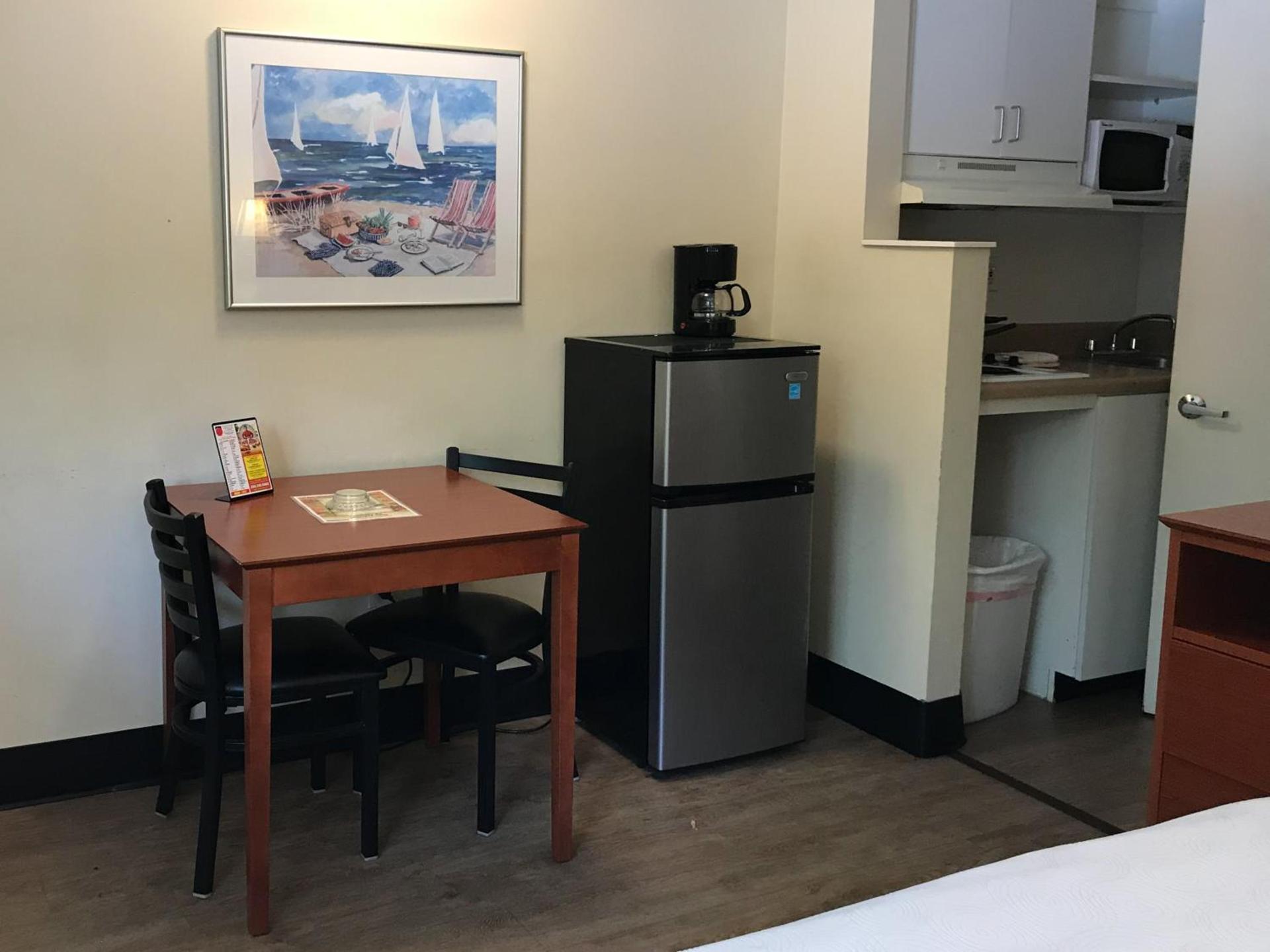 Studio 6 Extended Stay - Richmond, VA - I-64 West photo 19